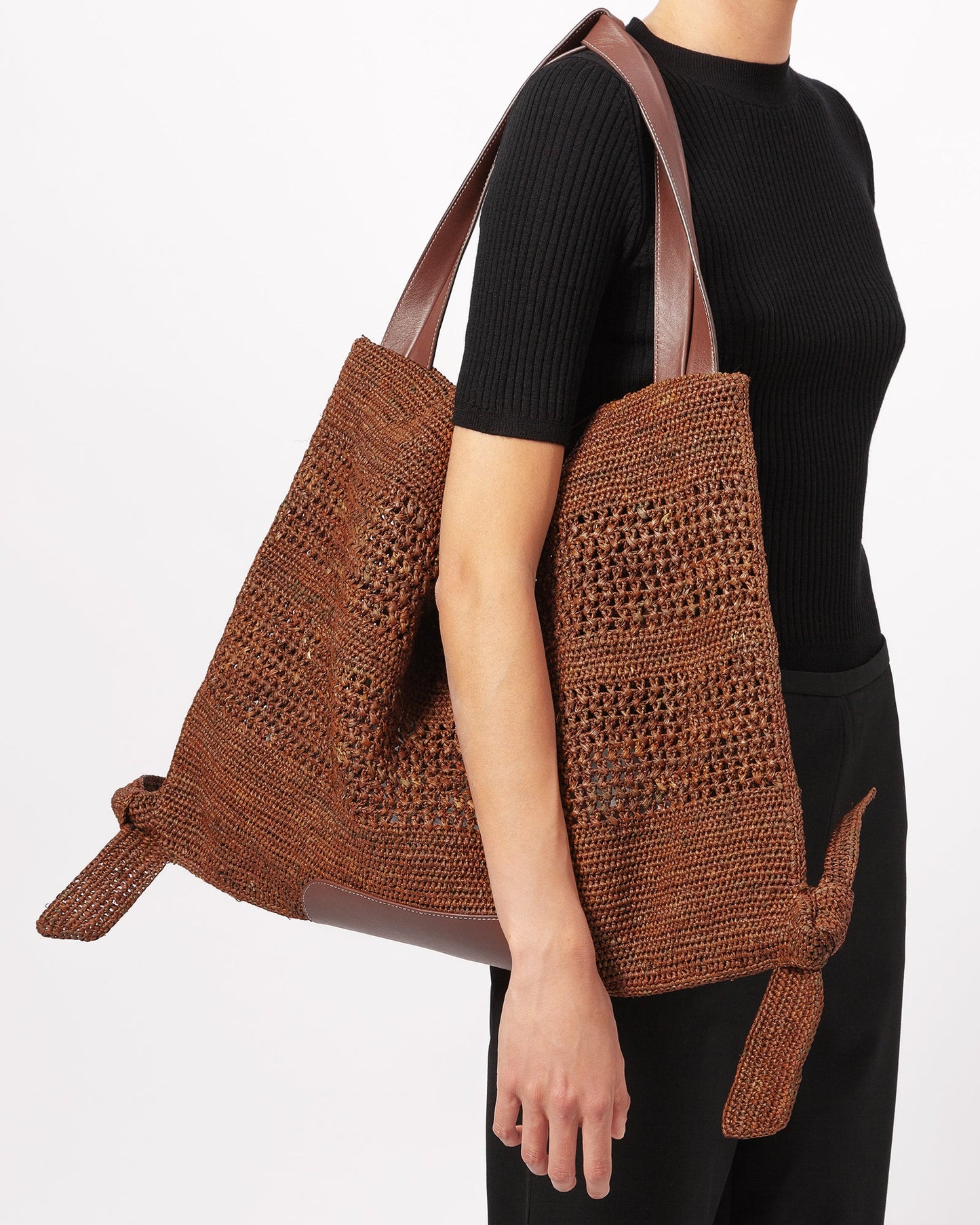 Hereu US CADOR - Slouchy Crocheted Raffia Crocheted Shoulder Bag - Women