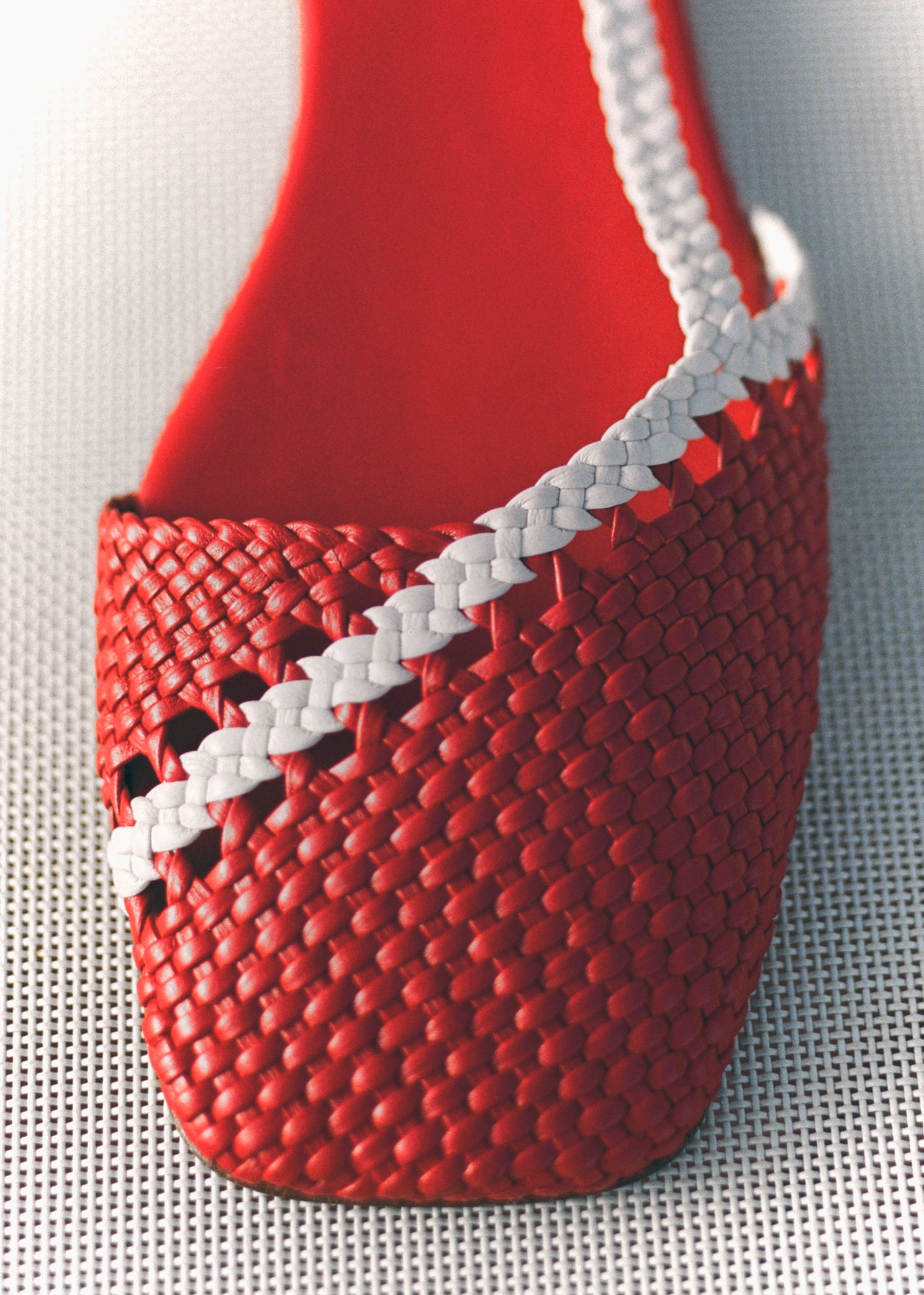 Hereu Online RONDAIA - Woven Asymmetrical Sandal - Women