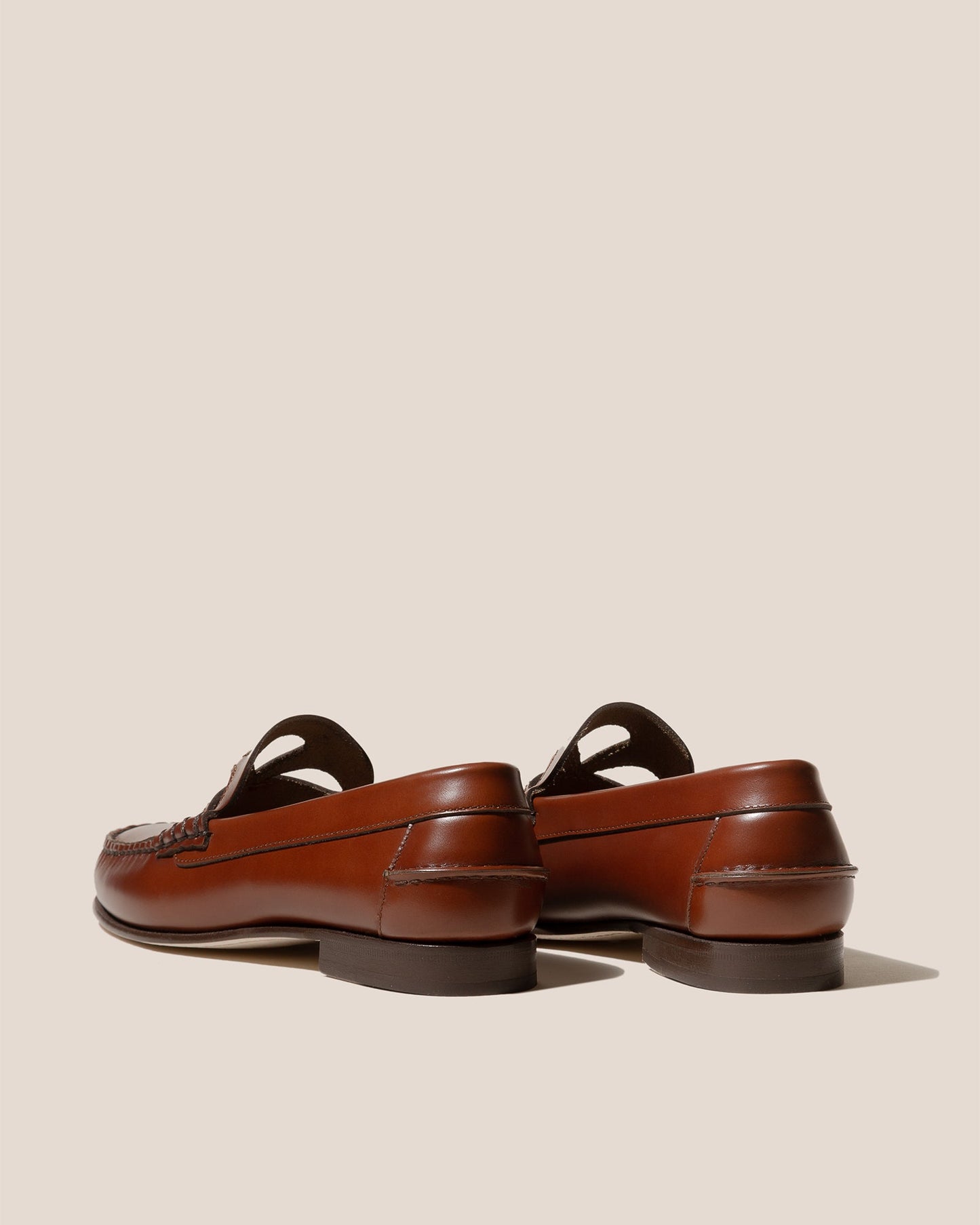 Hereu US ANANCLA - Cut-Out Slip-On Loafer - Women
