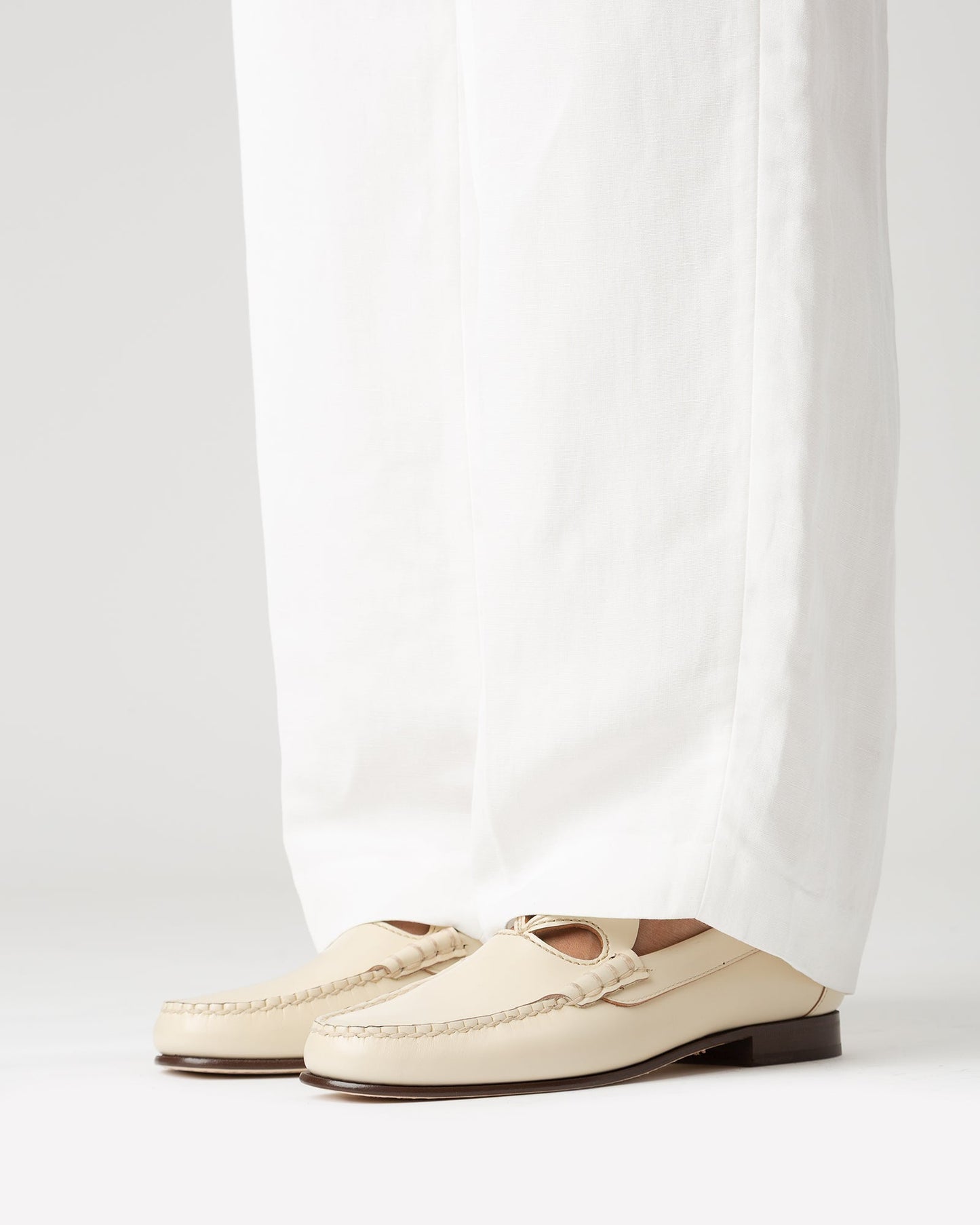 Hereu US ANANCLA - Cut-Out Slip-On Loafer - Women