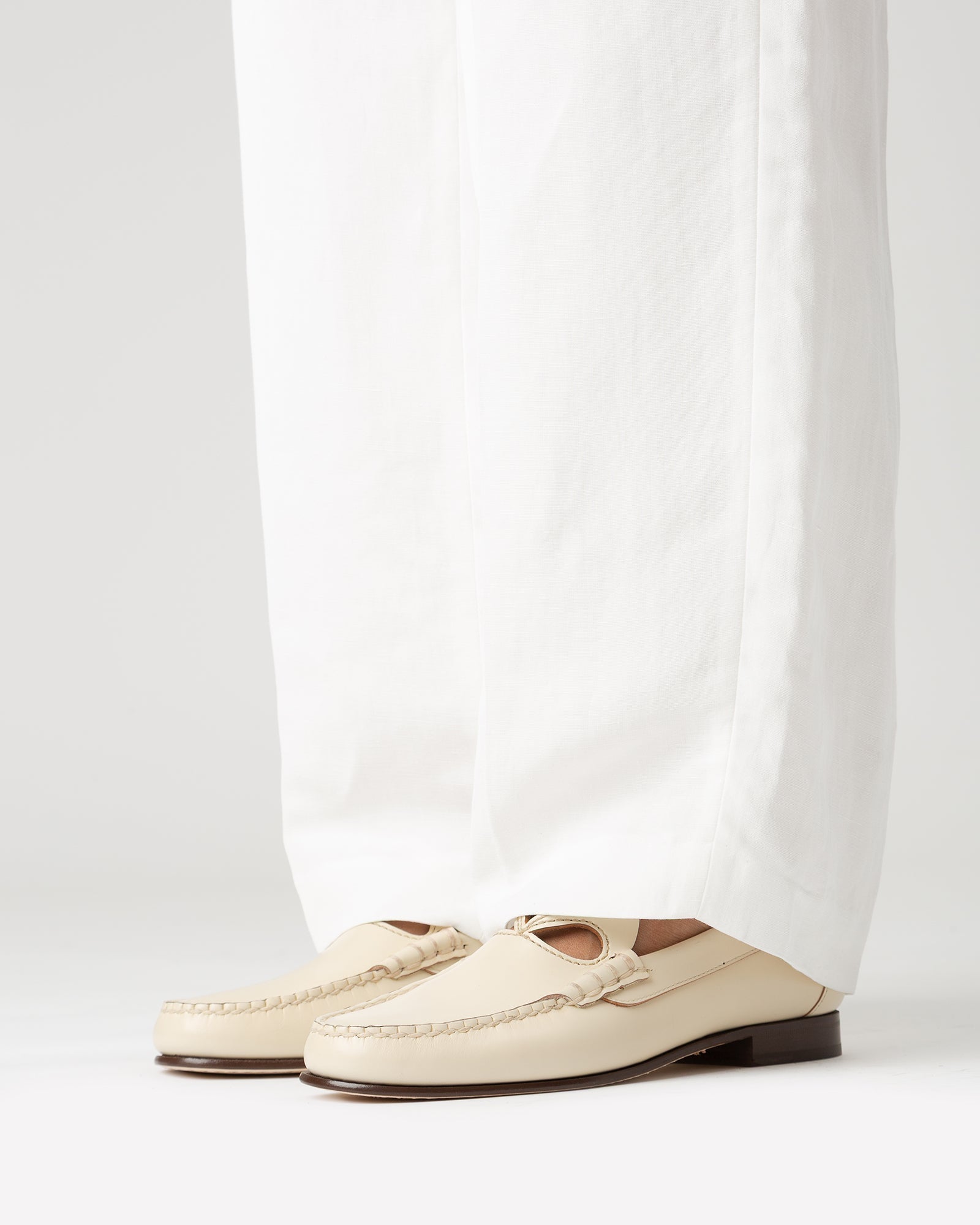 Hereu US ANANCLA - Cut-Out Slip-On Loafer - Women