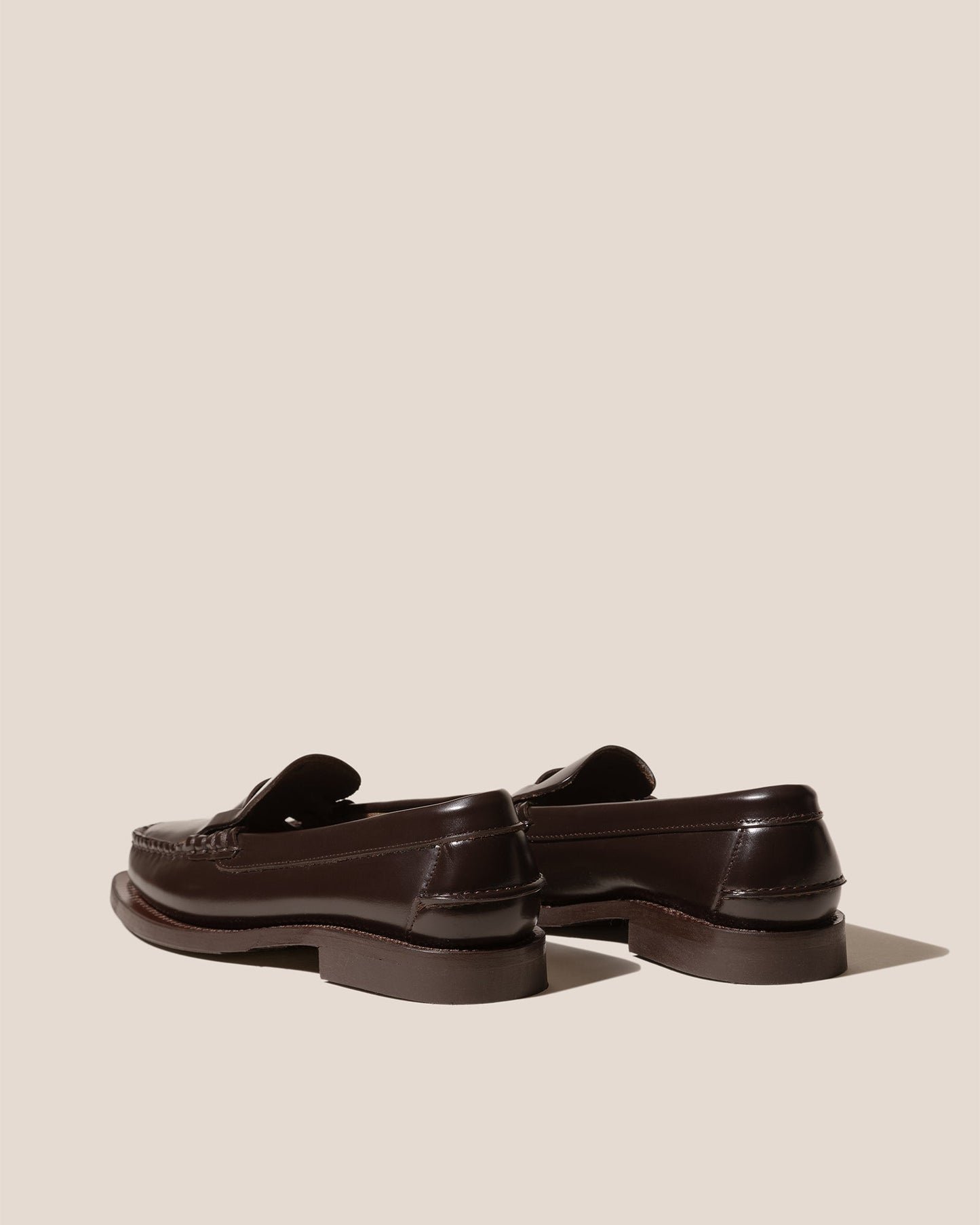 Hereu Online SINEU - Interlaced Detail Slip-On Loafer - Women