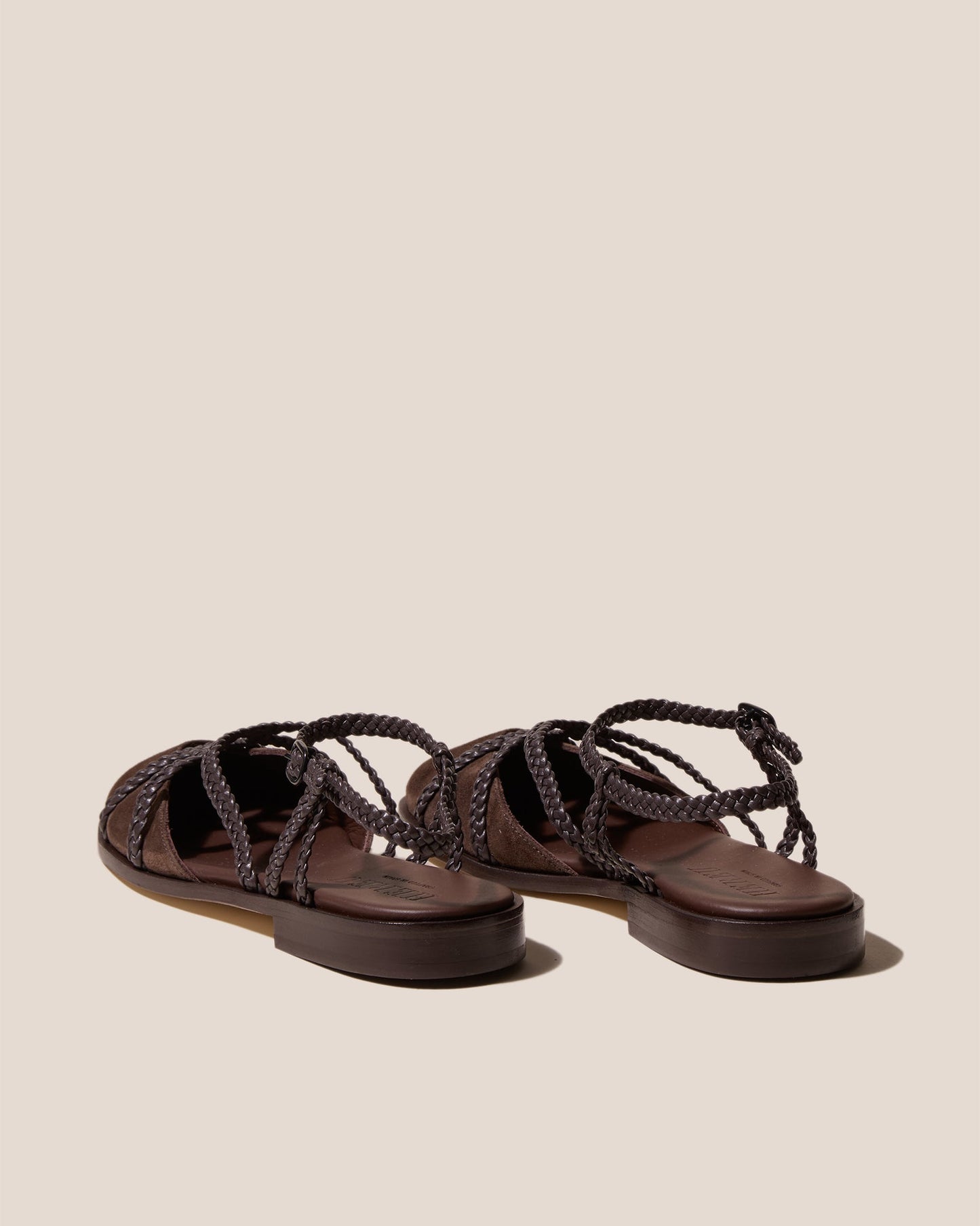 Hereu US RANYA - Woven Round-Toe Sandal - Women