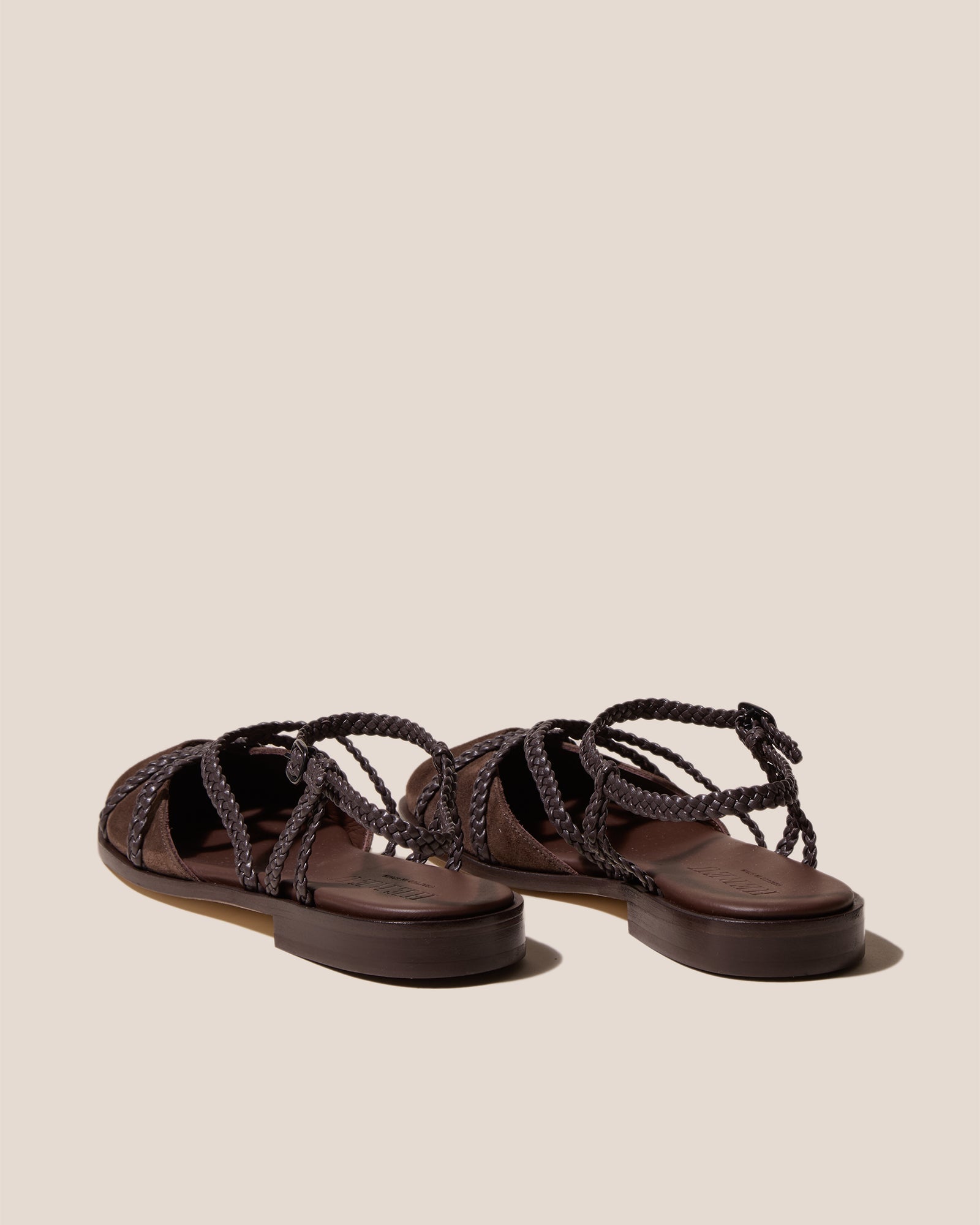 Hereu US RANYA - Woven Round-Toe Sandal - Women