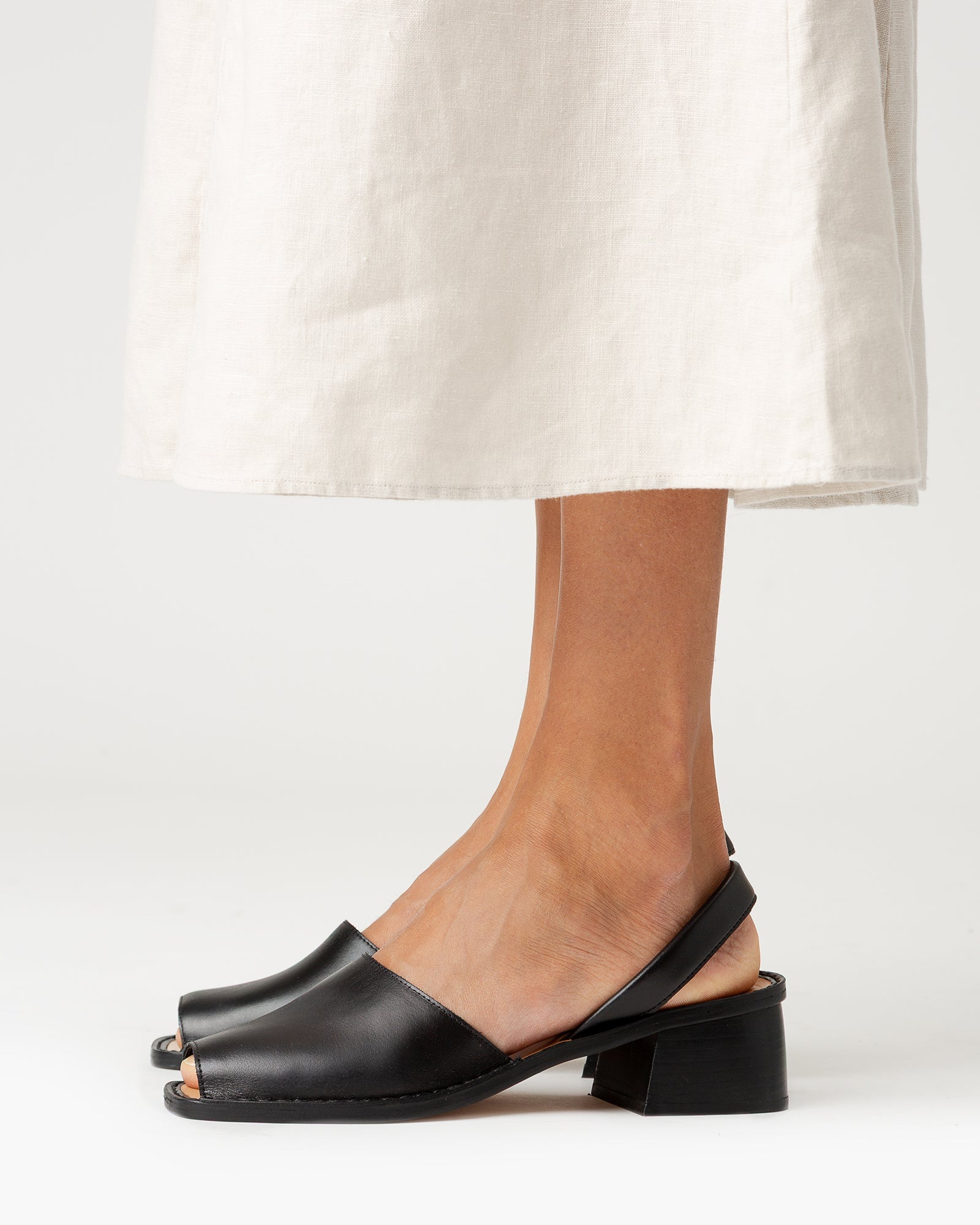 Hereu On sale ALTET - Abarca Heeled Sandal - Women