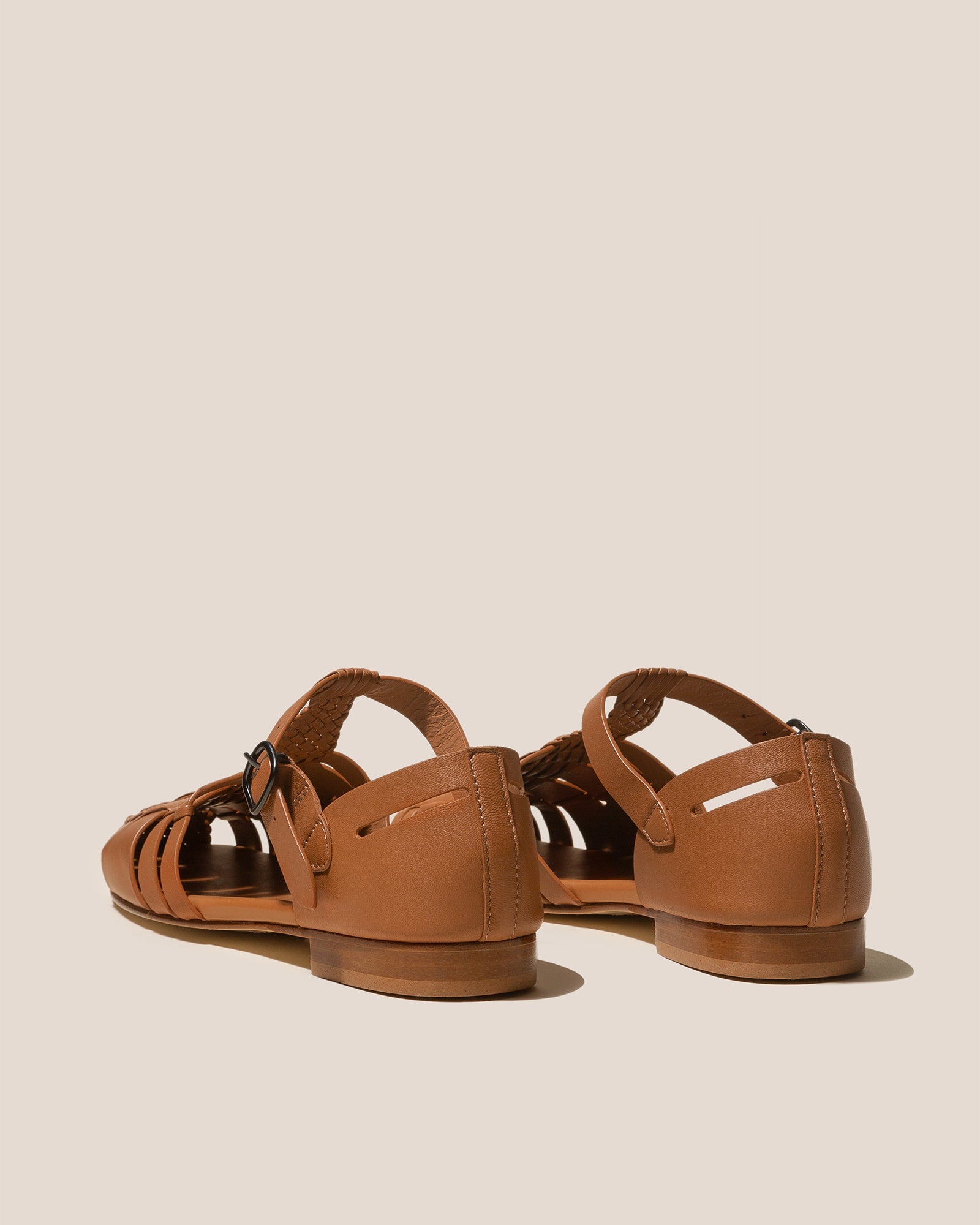 Hereu New VEDRA - Round-Toe Soft Fisherman Sandal - Women