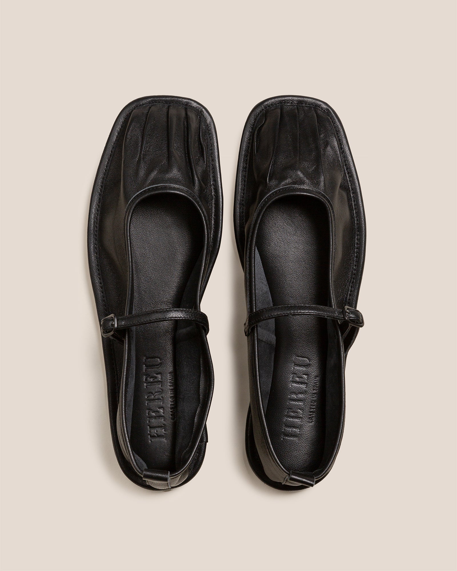Hereu Outlet DANSA - Pleated-Toe Mary Jane Pump - Women