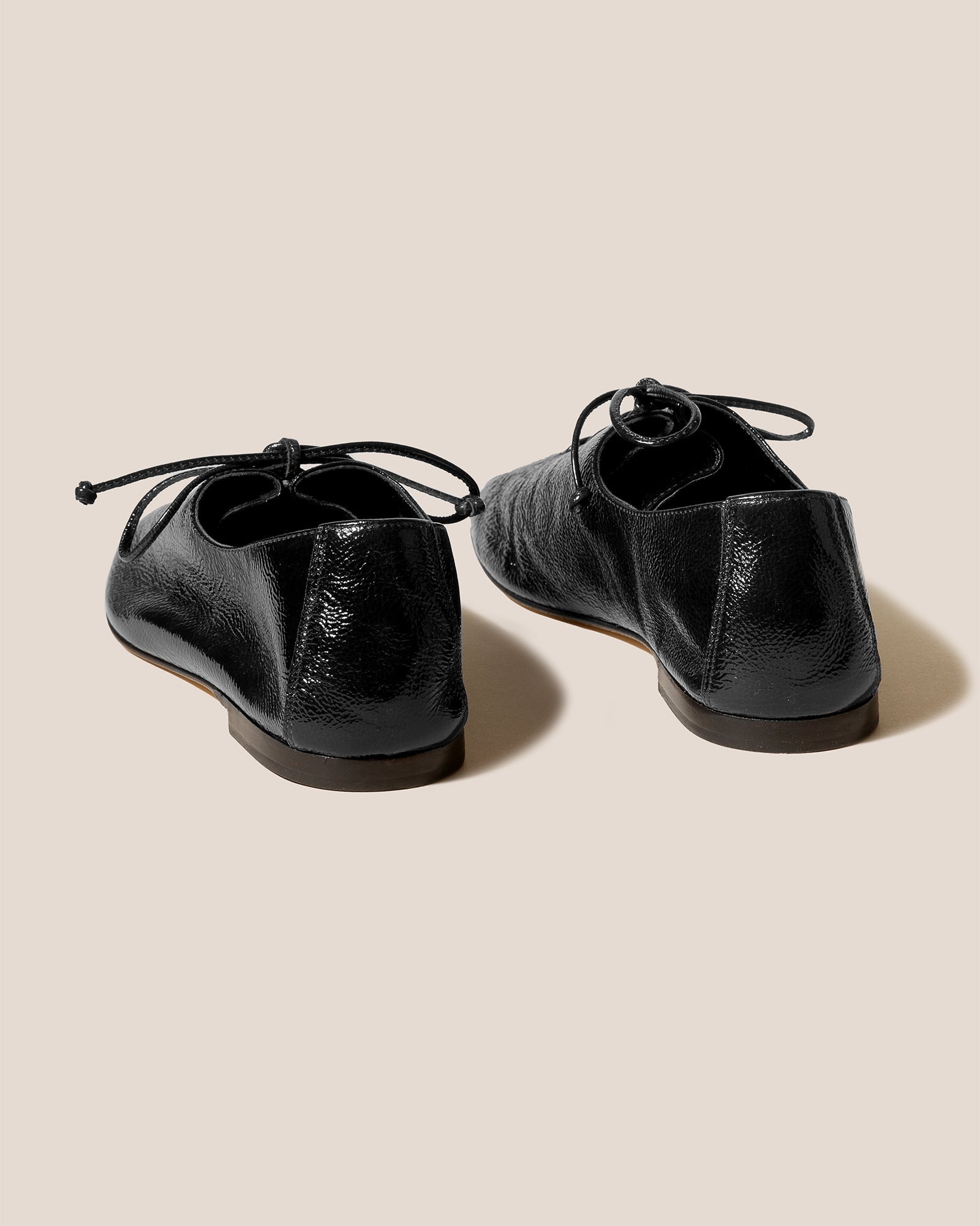 Hereu US PLEGADA CRINKLED GLOSSY - Deconstructed Lace-up Shoe - Women