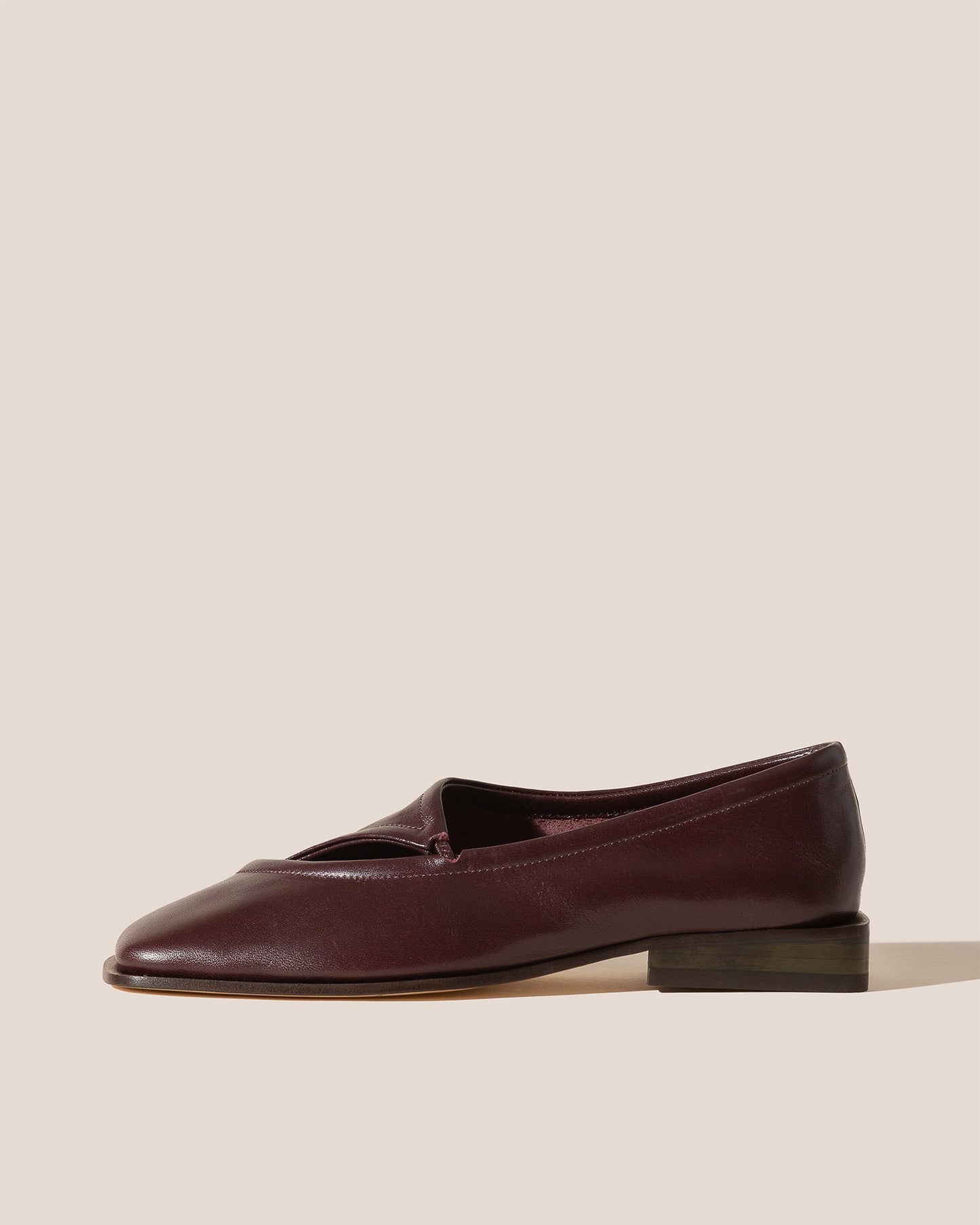 Hereu PETRA - Asymmetrical Pump - Women