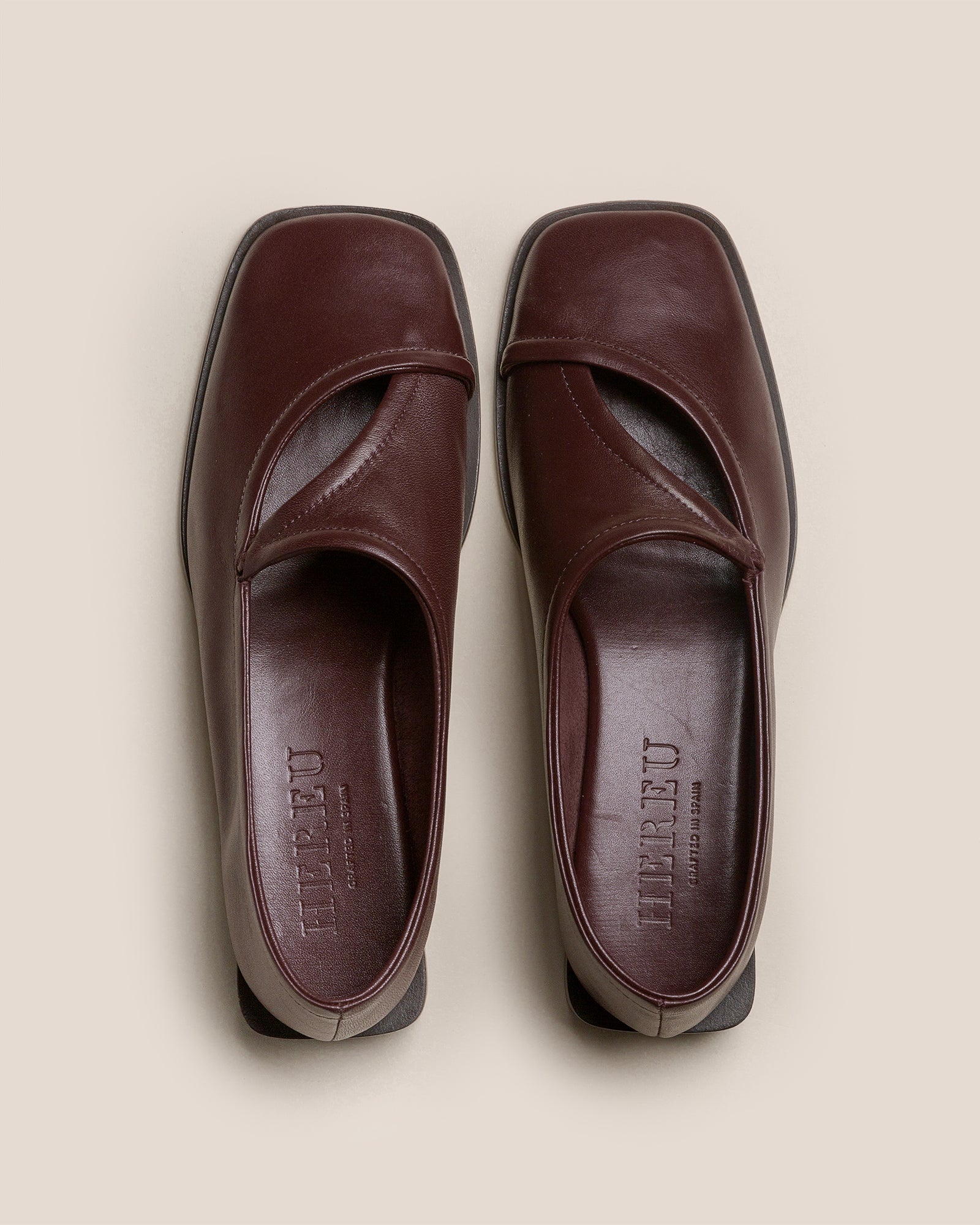 Hereu PETRA - Asymmetrical Pump - Women