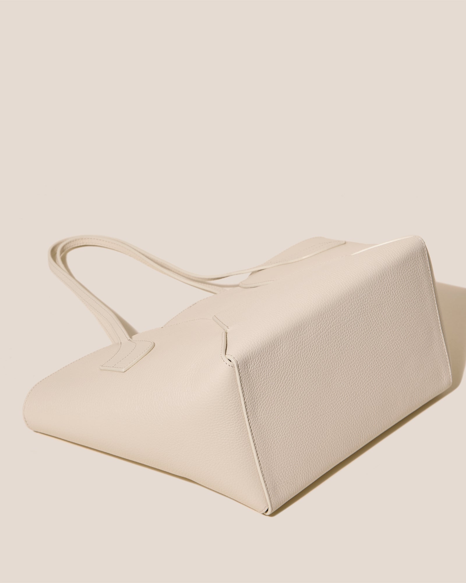 Hereu For sale SEPAL S GRAINY - Tulip Shape Zipped Tote Bag - Women