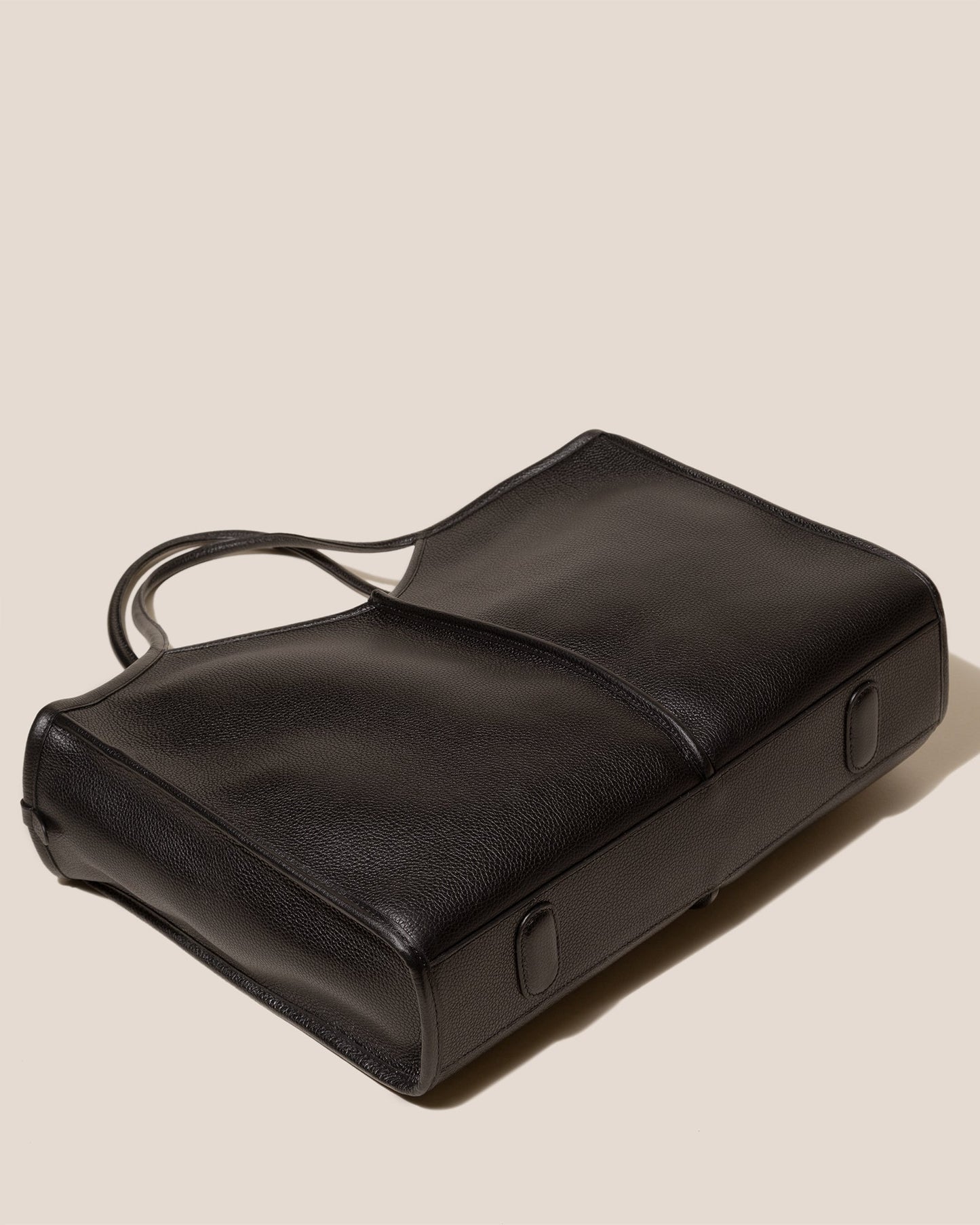 Hereu US CALELLA SQUARED MEDIUM GRAINY - Leather-trimmed Tote Bag - Women|Men