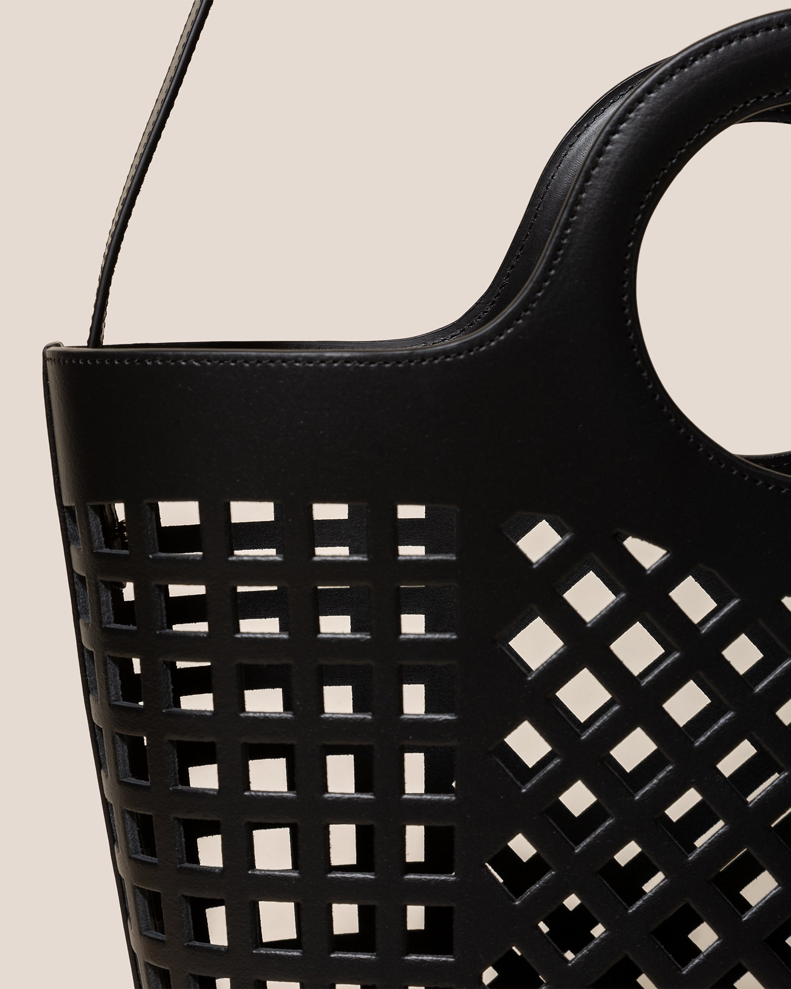 Hereu Hot Sale COLMADO - Cut-out Leather Tote Bag - Women