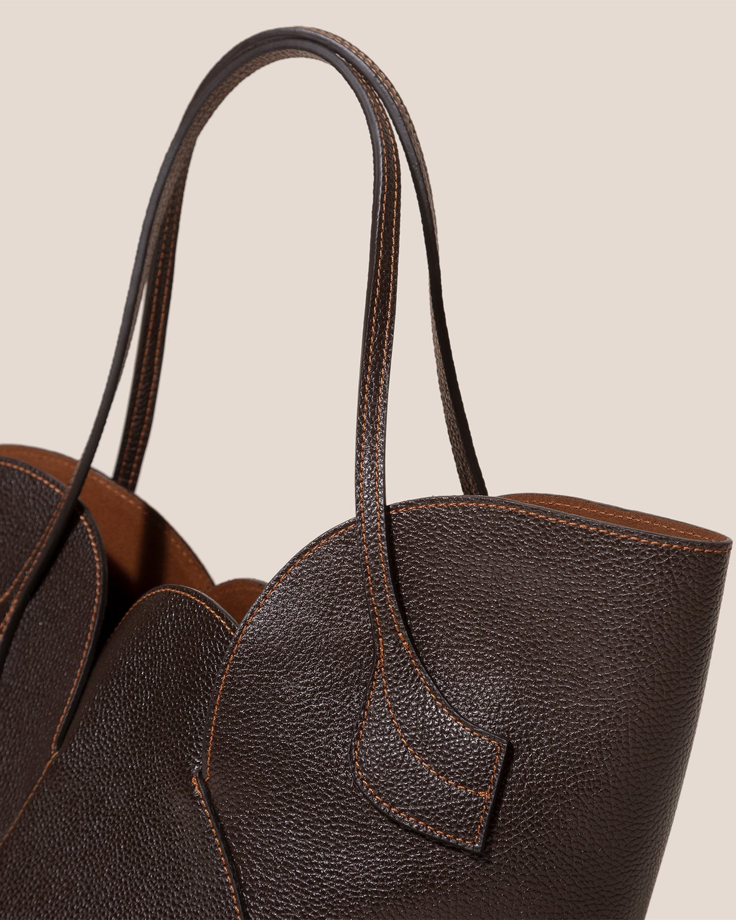 Hereu Online SEPAL S GRAINY - Tulip Shape Zipped Tote Bag - Women