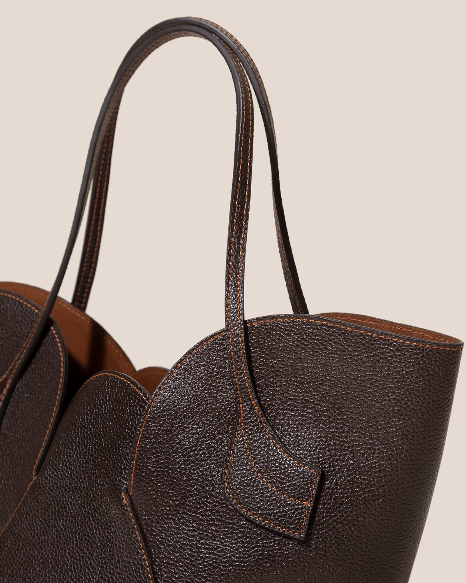 Hereu Online SEPAL S GRAINY - Tulip Shape Zipped Tote Bag - Women
