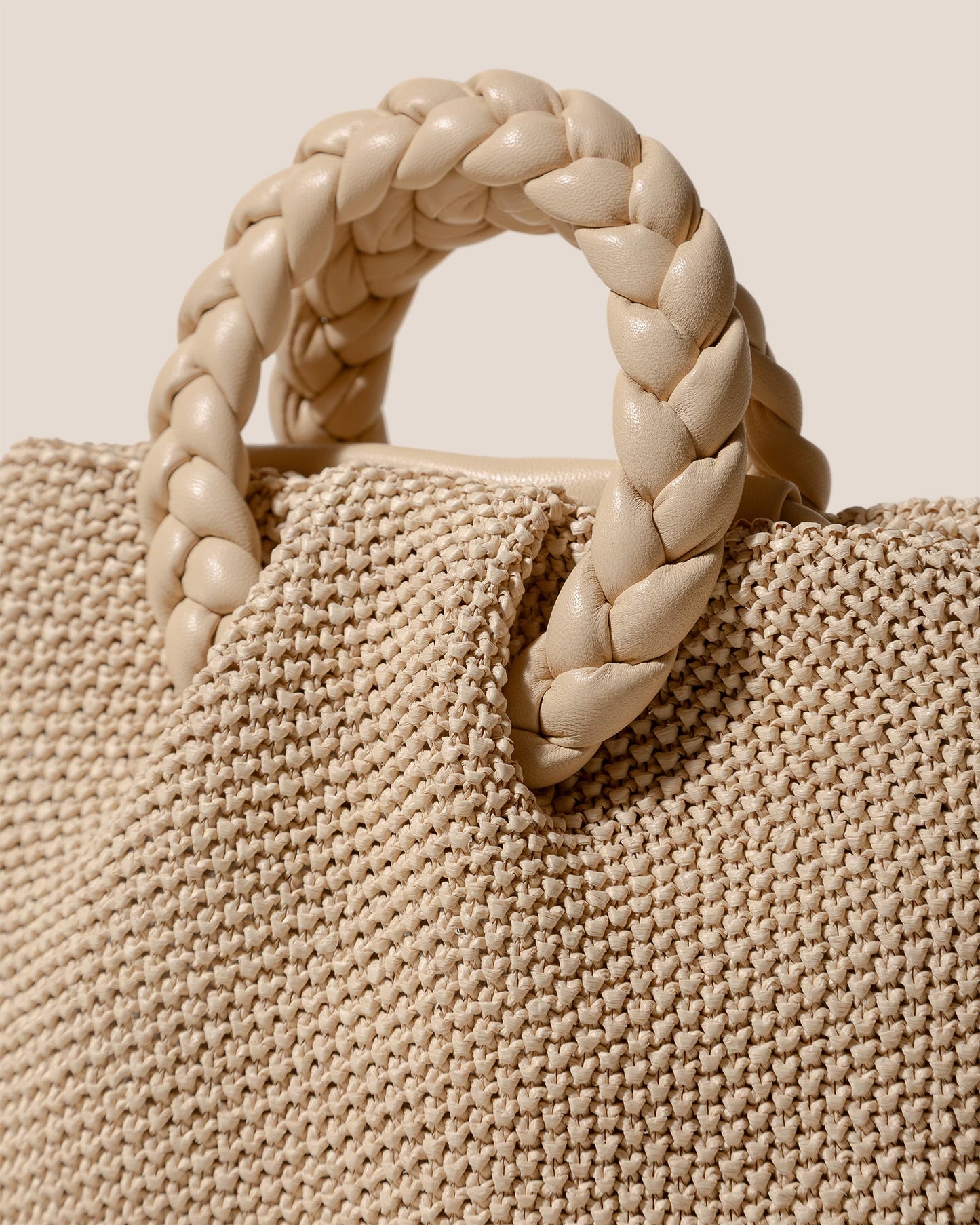 Hereu Outlet BOMBON M SOFT RAFFIA - Medium Plaited-handle Raffia Handbag - Women