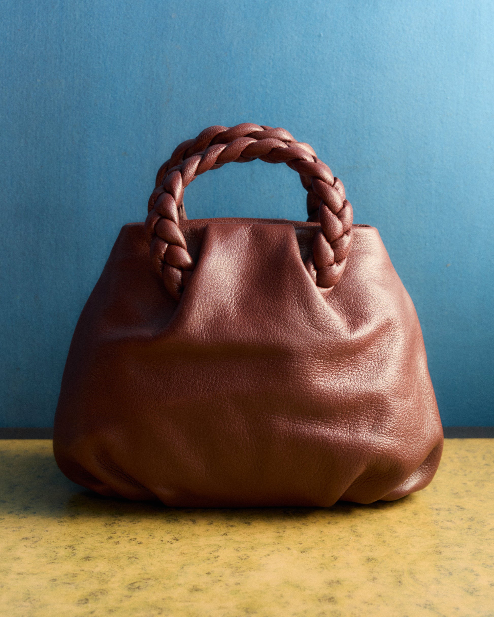 Hereu Online BOMBON M SUPPLE SHINY - Medium Plaited-handle Leather Handbag - Women