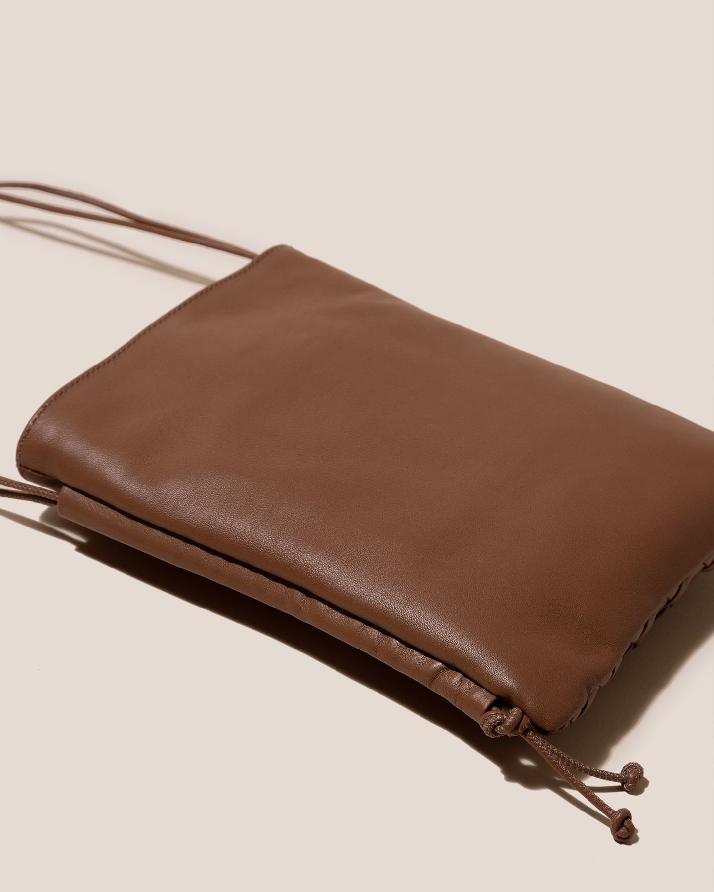 Hereu Outlet TRENA - Flat Square Crossbody Bag - Women|Men