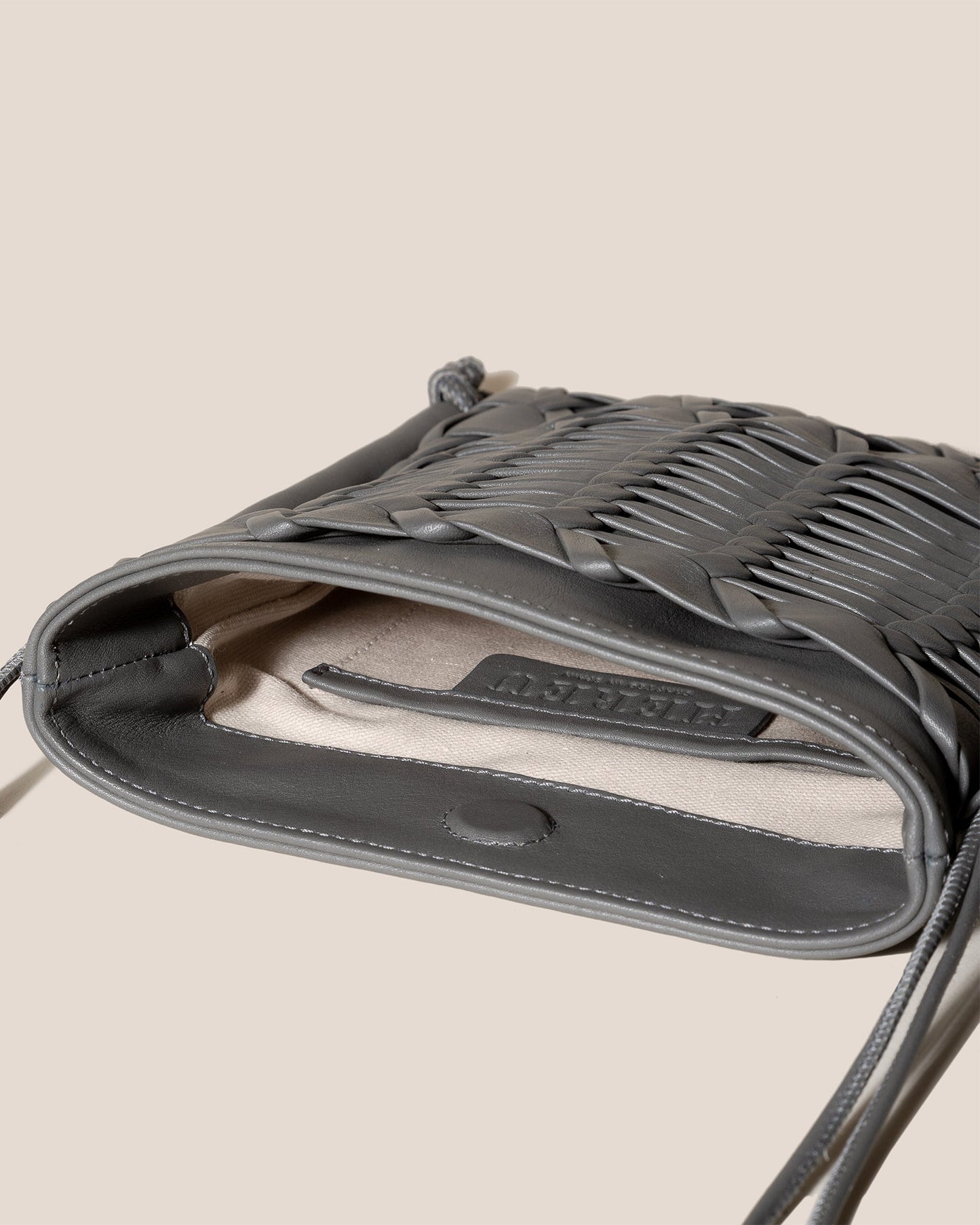 Hereu Outlet TRENA - Flat Square Crossbody Bag - Women|Men