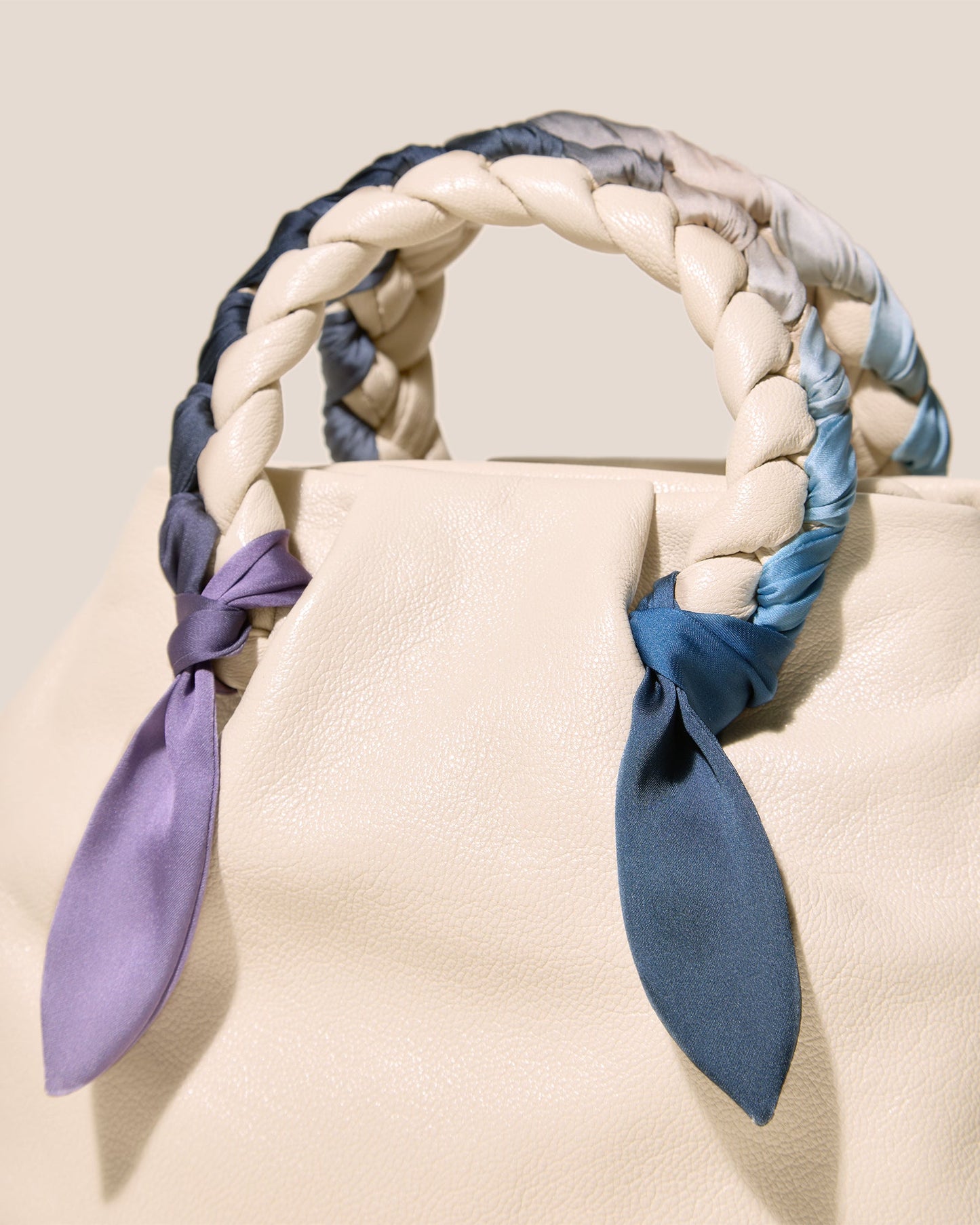 Hereu BOMBON M FOULARD - Medium Plaited-handle Leather Handbag - Women