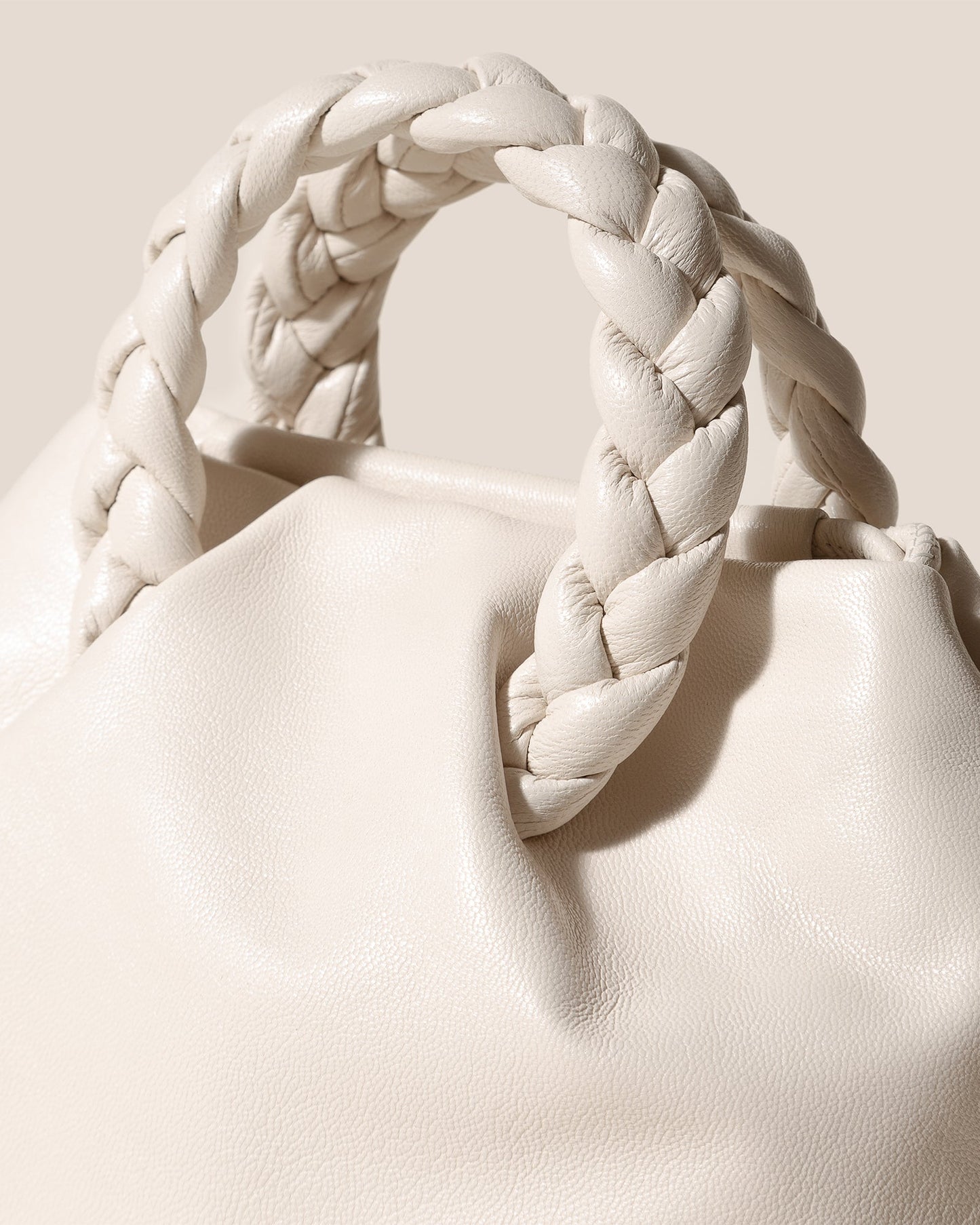Hereu On sale BOMBON SUPPLE SHINY - Plaited-handle Leather Handbag - Women