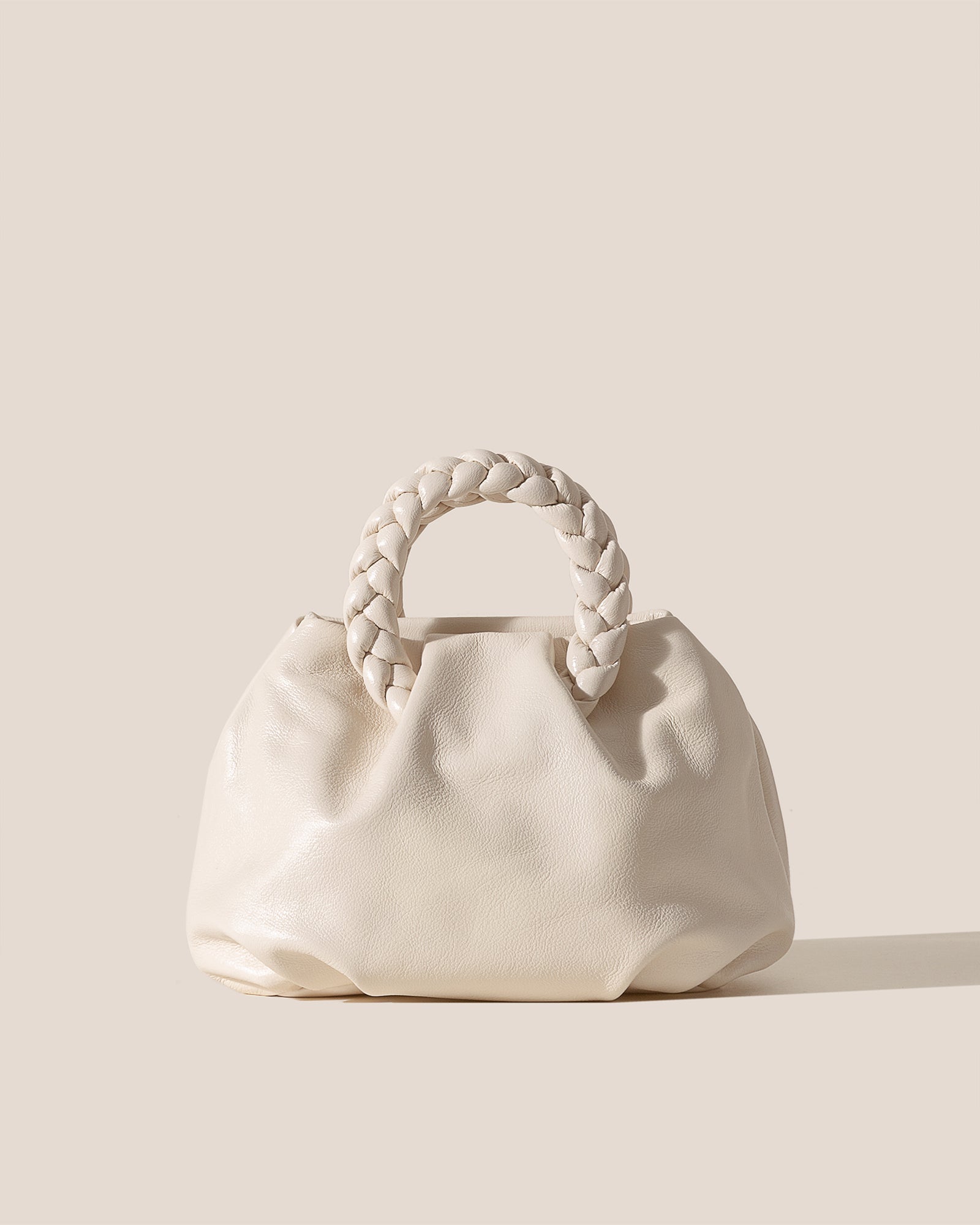 Hereu Online BOMBON M SUPPLE SHINY - Medium Plaited-handle Leather Handbag - Women