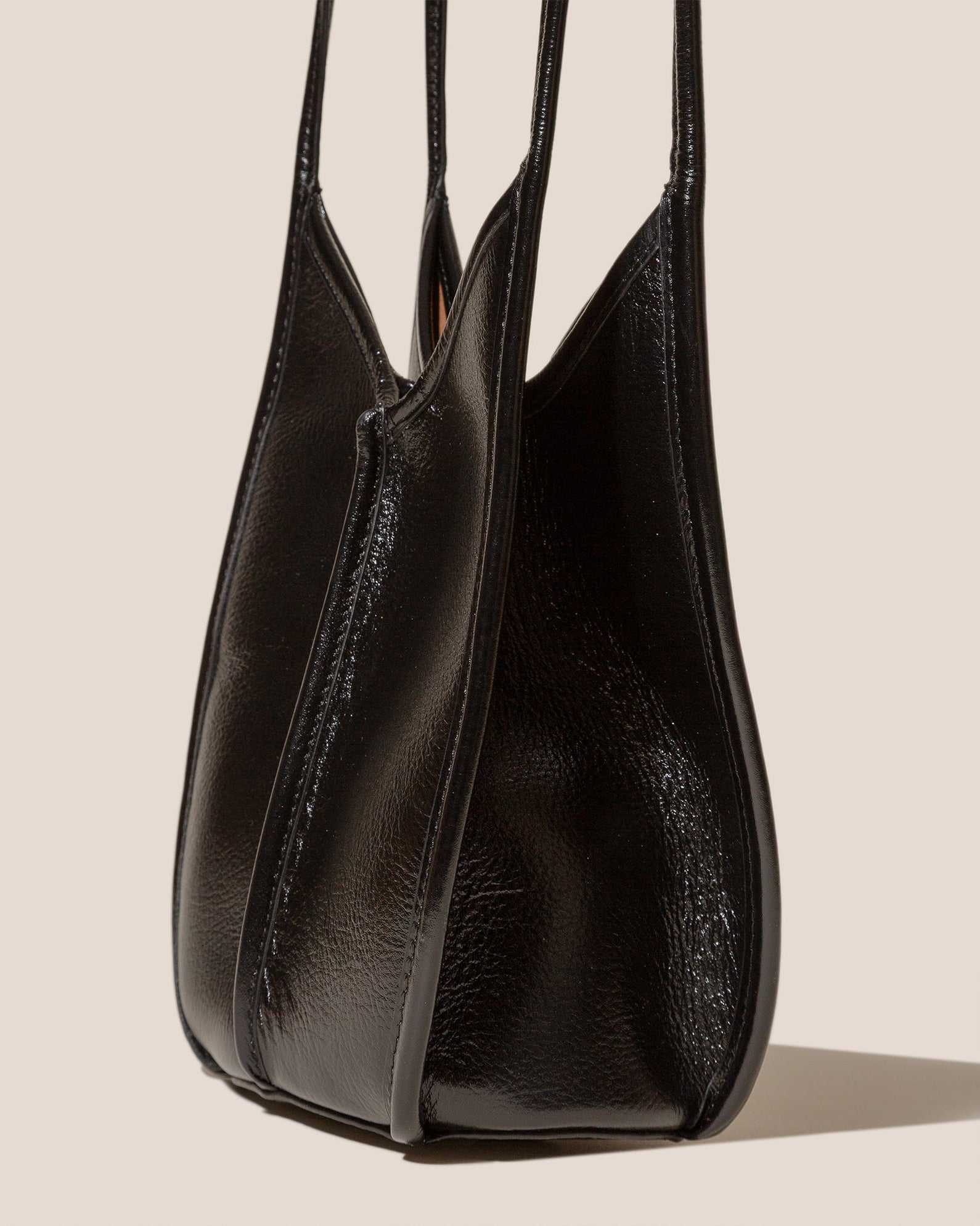 Hereu Discount CALELLA BUCKET LEATHER - Leather-trimmed Shoulder Bag - Women