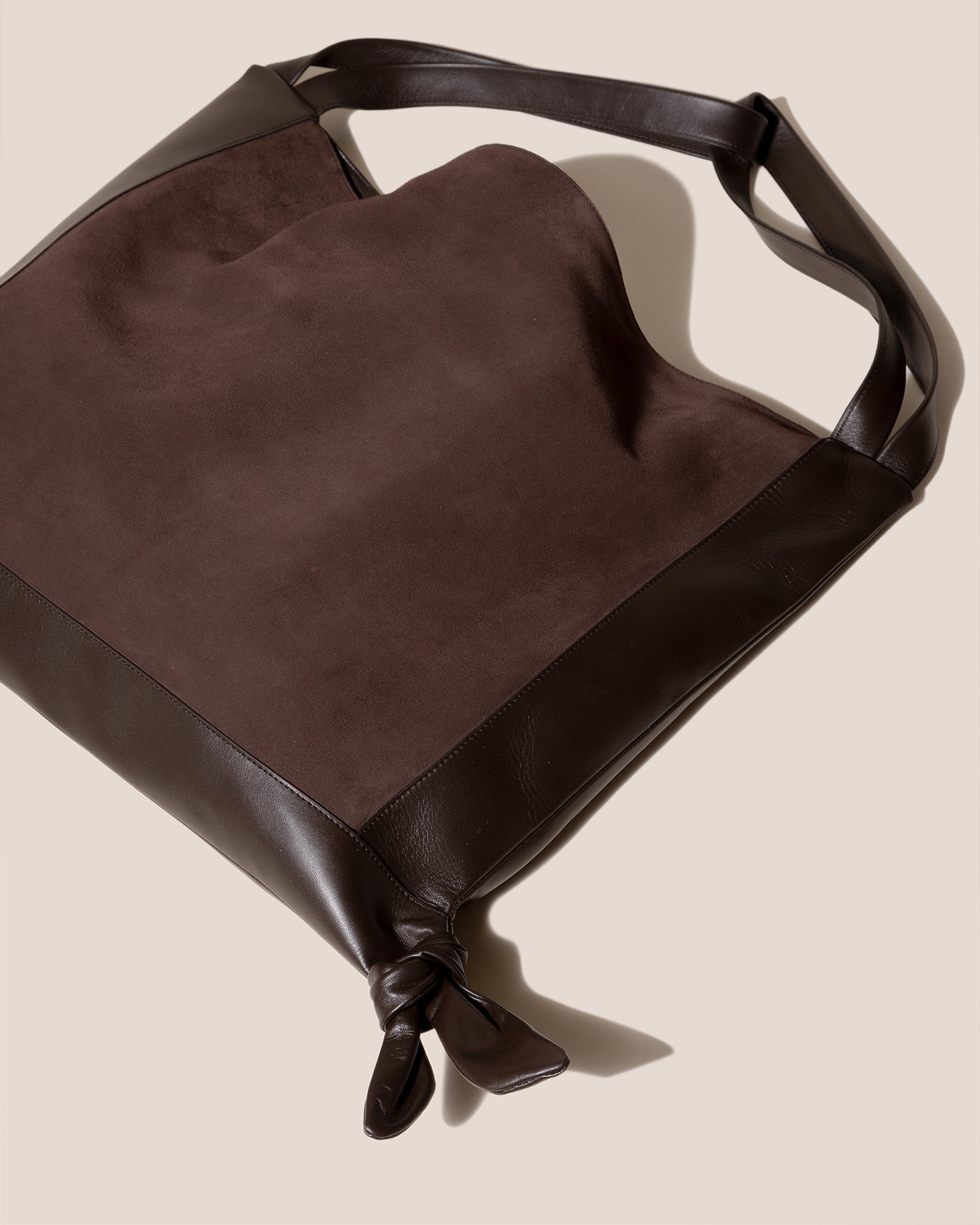 Hereu US CADOR SUEDE - Slouchy Shoulder Bag - Women