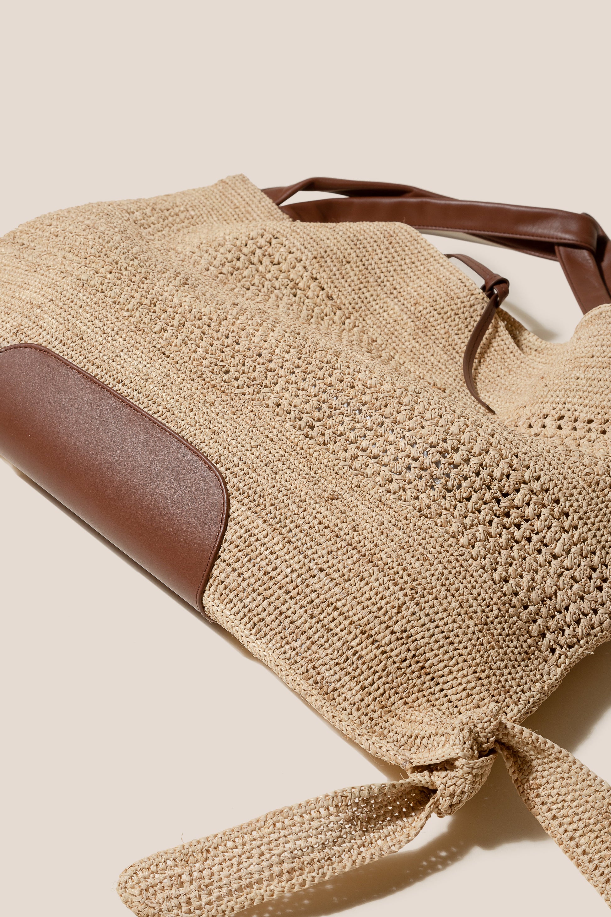 Hereu US CADOR - Slouchy Crocheted Raffia Crocheted Shoulder Bag - Women