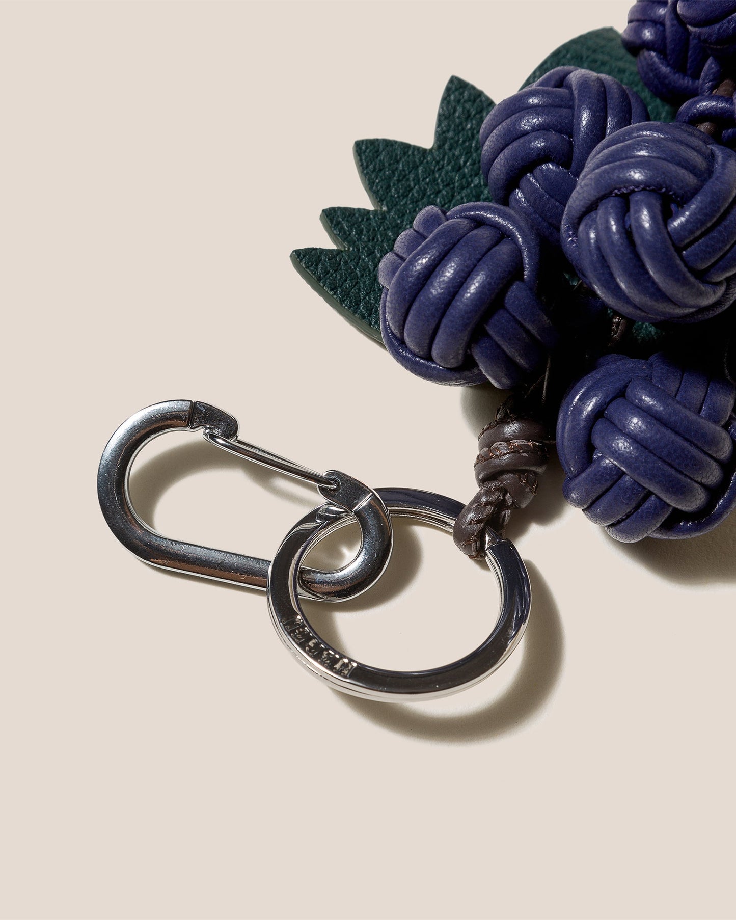 Hereu New RAÏM - Hand-Knotted Grapes Leather Key Holder - Women