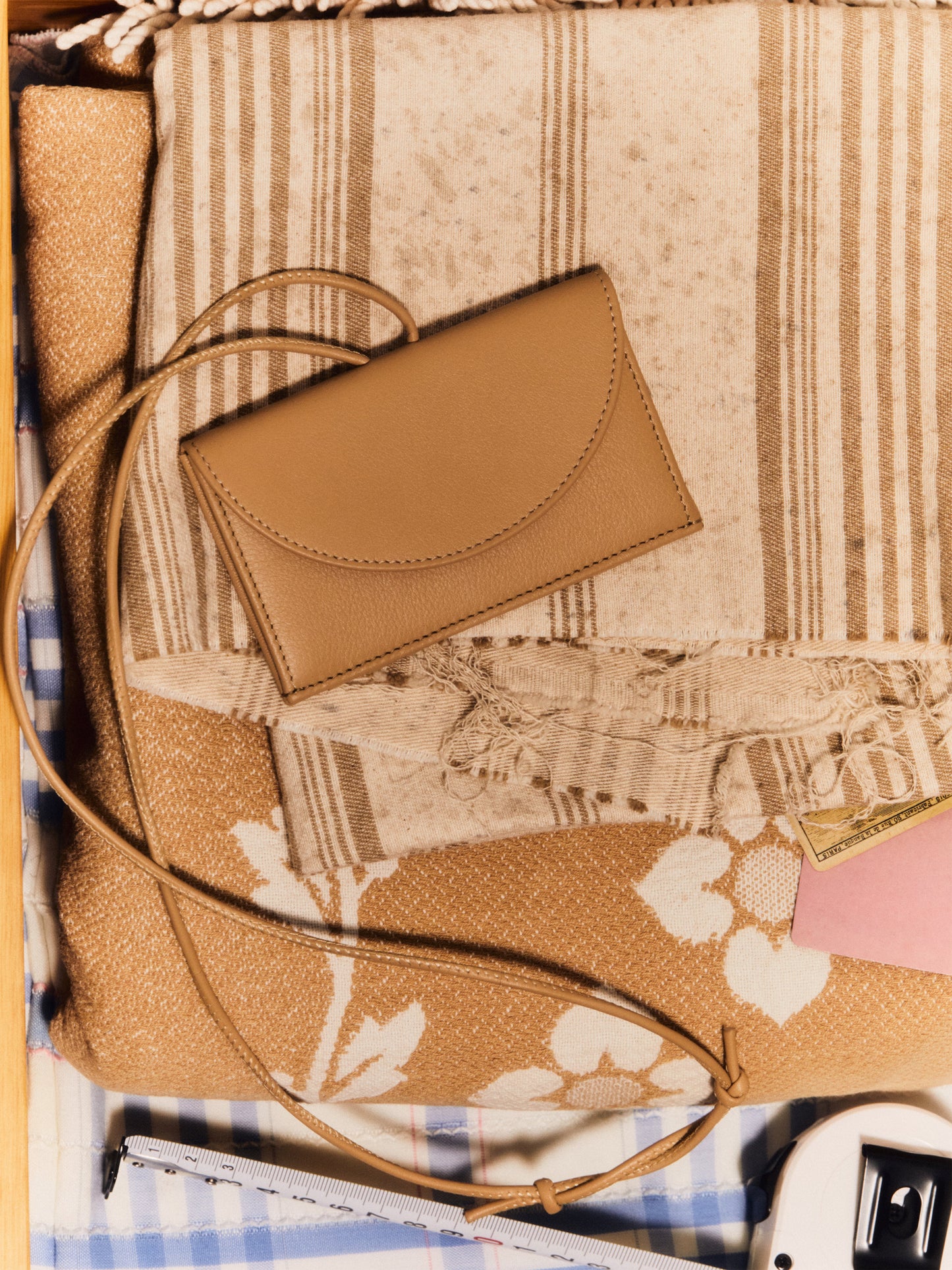Hereu Hot Sale PENJAT - Leather Wallet with Strap - Women