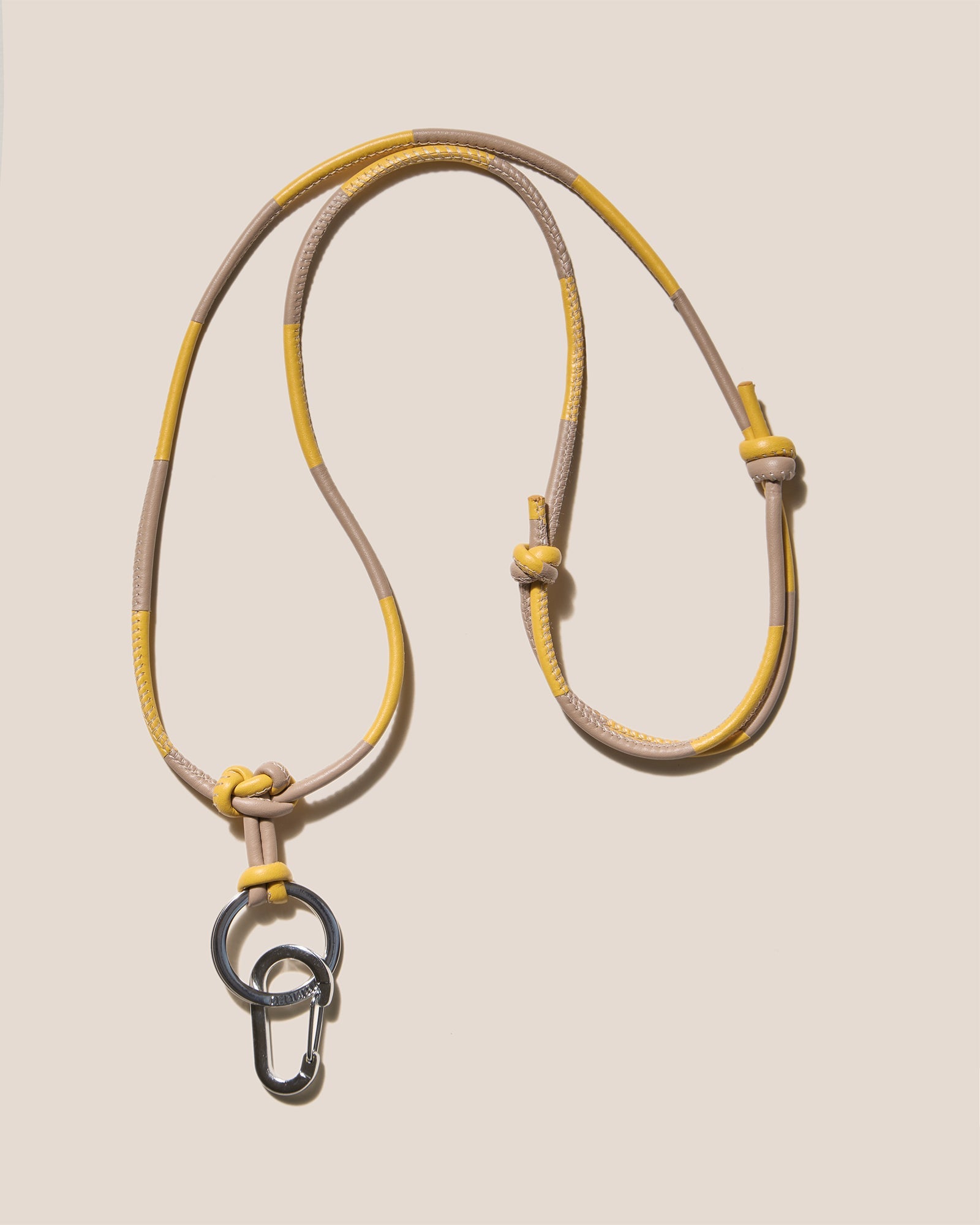 Hereu Online LLUM KEYCHAIN - Hand-Knotted Patchwork Keychain - Women