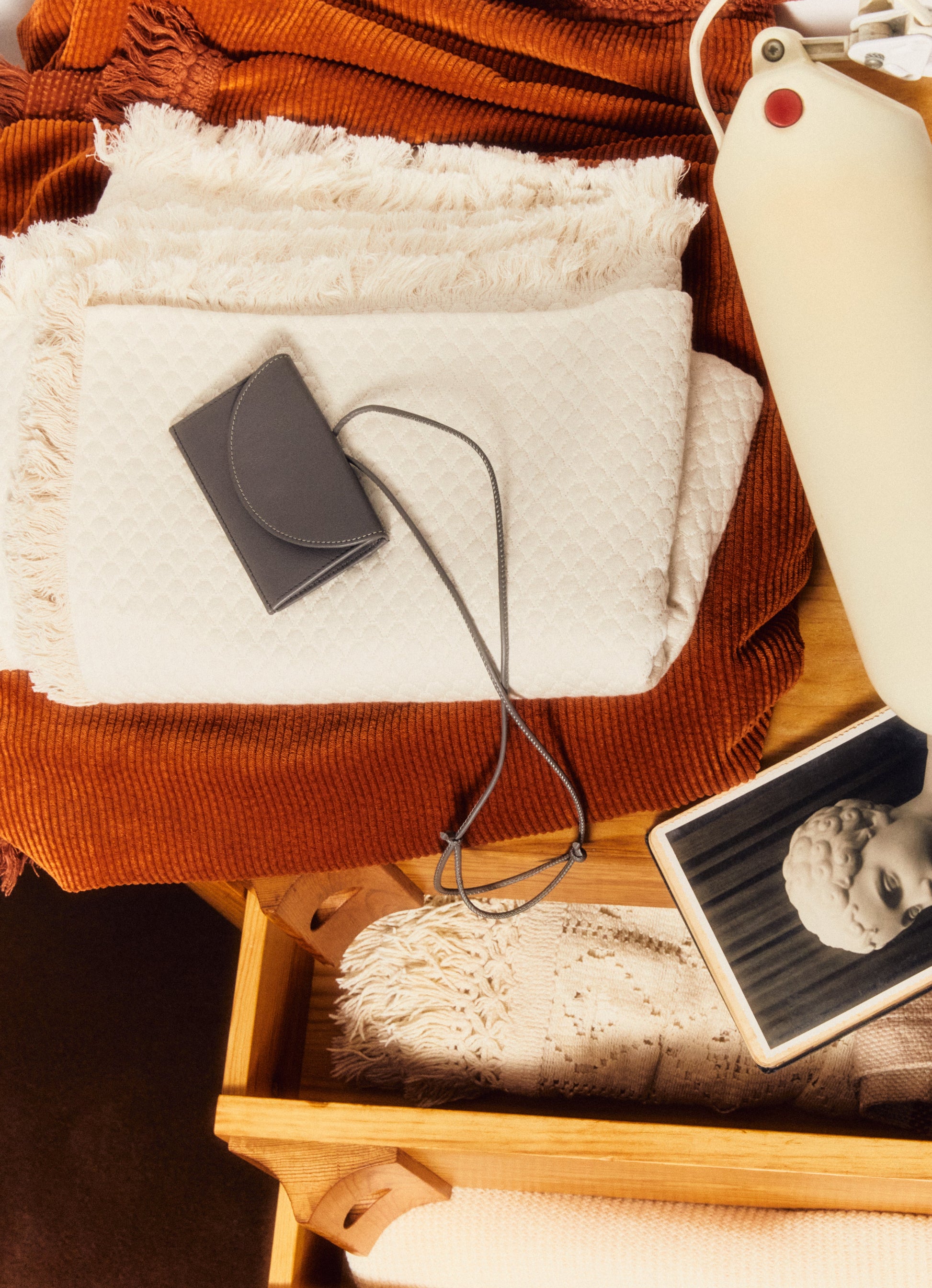 Hereu New PENJAT - Leather Wallet with Strap - Women