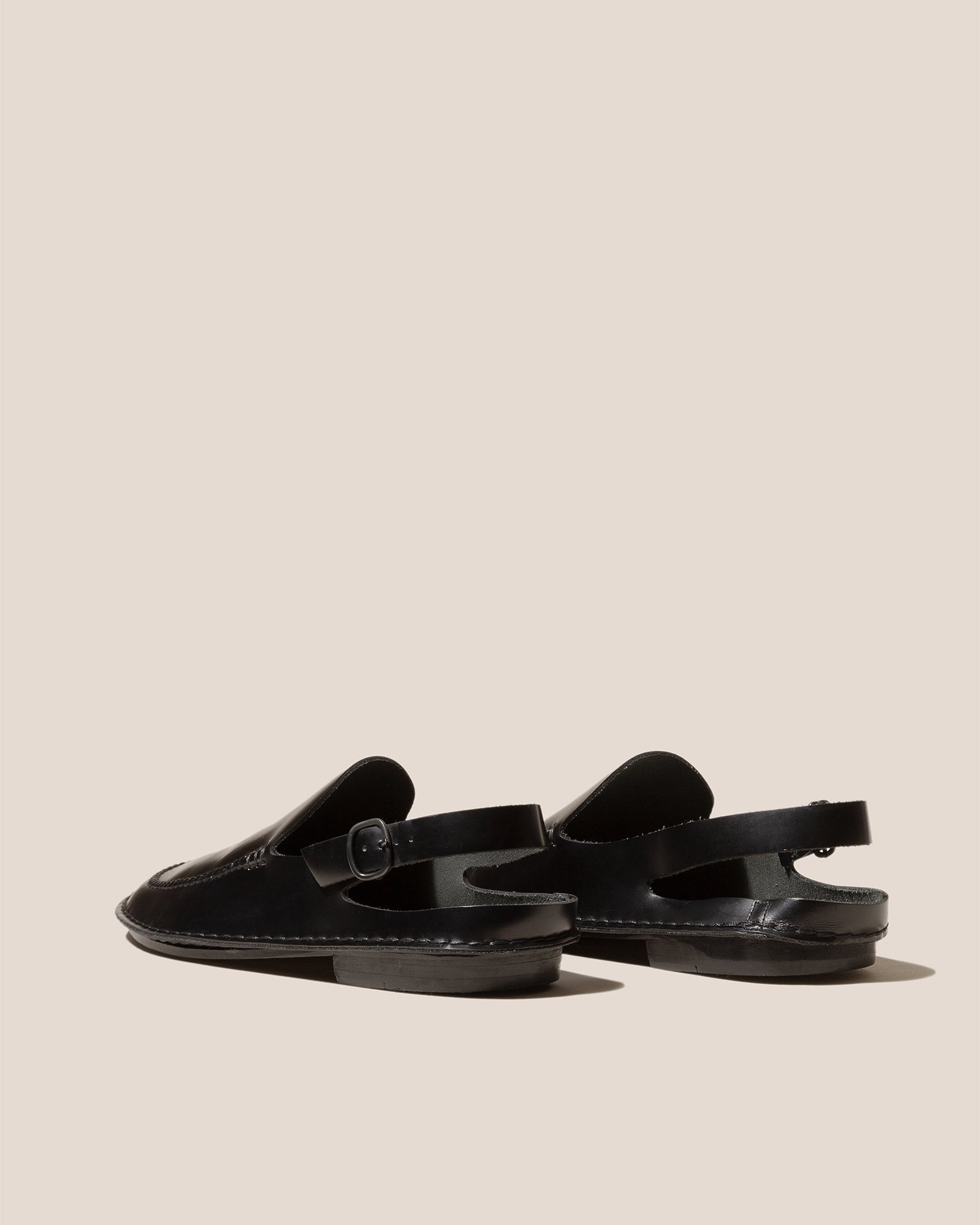 Hereu Online RAFEL - Men’s Double-Stitched Slingback Clog - Men