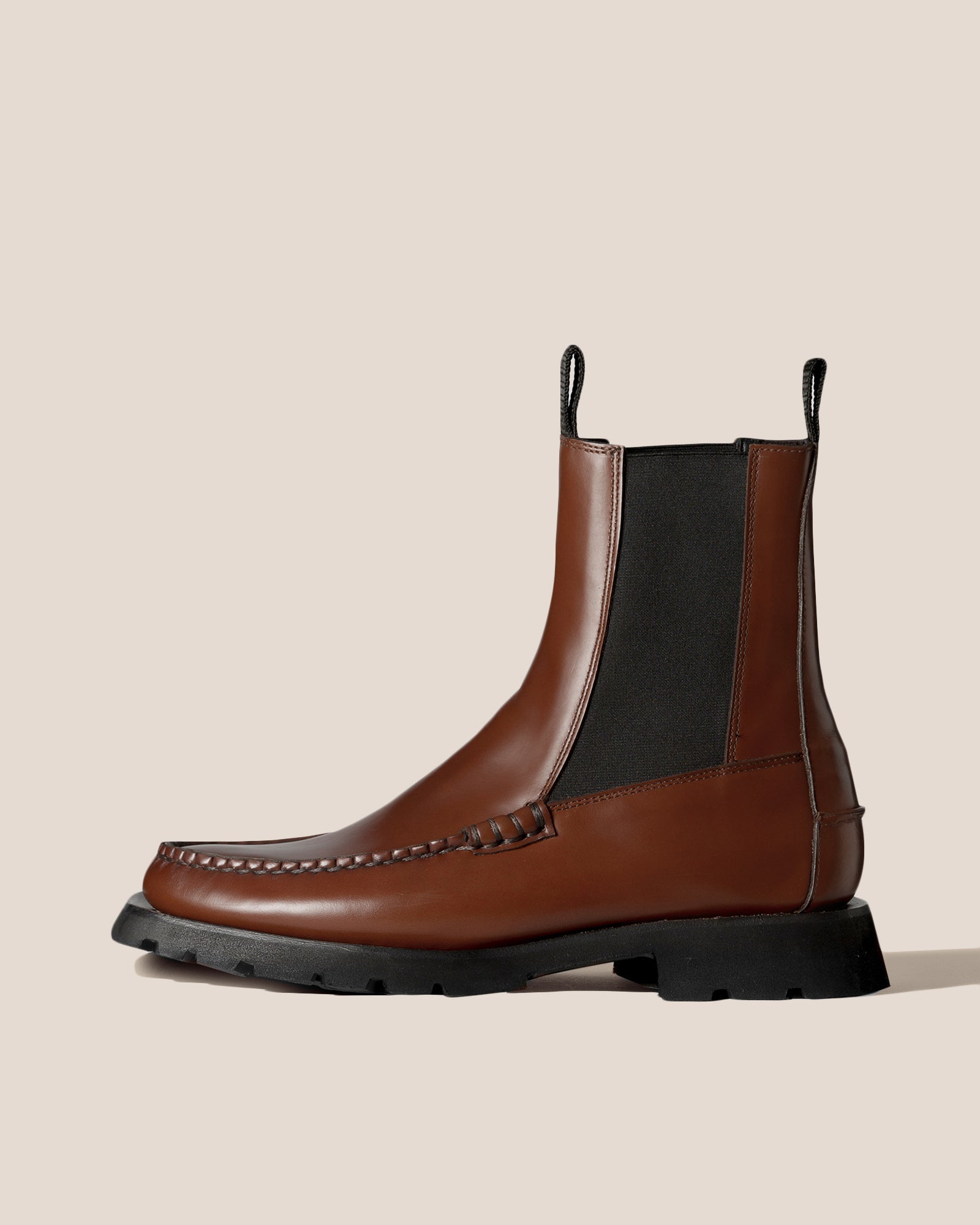 Hereu New ALDA SPORT - Tread Sole Low-calf Chelsea Boot - Men