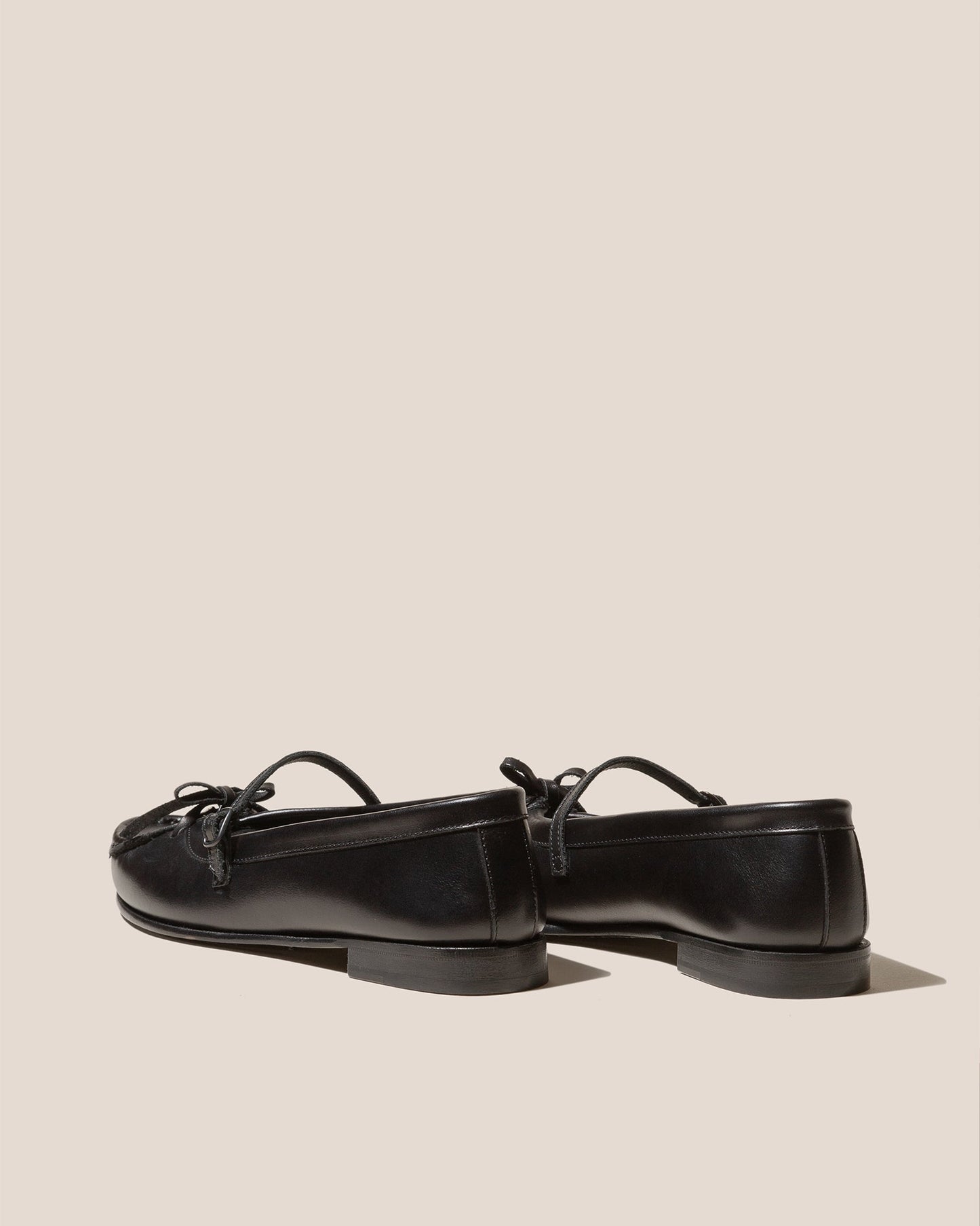 Hereu US ROSES - Bound Moccasin Mary Jane - Women