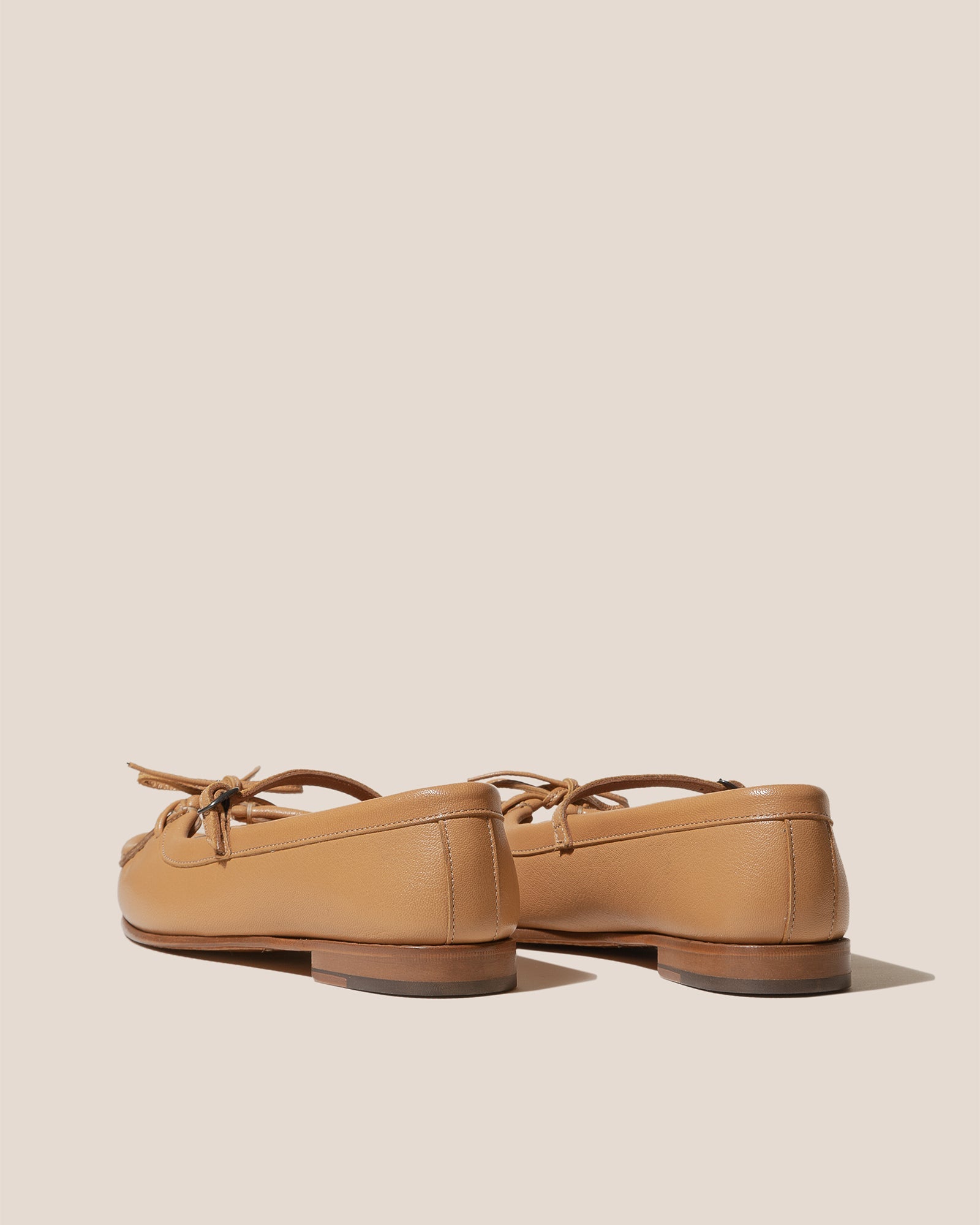 Hereu ROSES SUPPLE SHINY - Bound Moccasin Mary Jane - Women