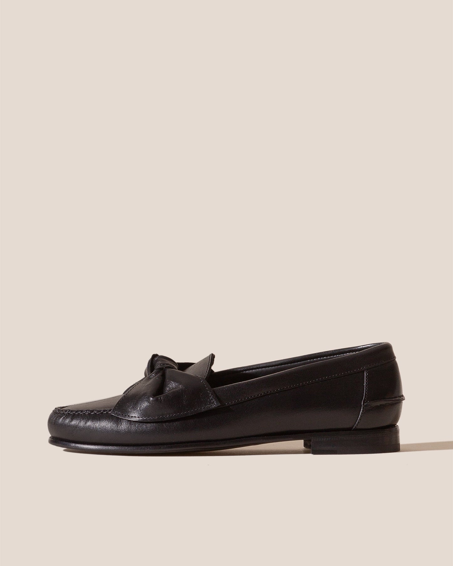 Hereu Online CORBATI - Bow-Detail Slip-On Loafer - Women