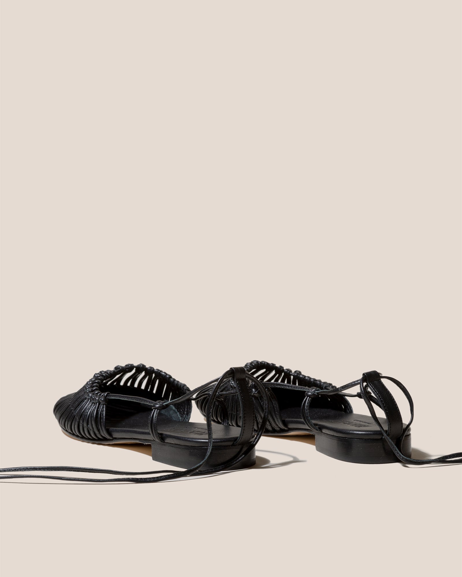 Hereu New MANTERA - Round-Toe Knotted Sandal - Women